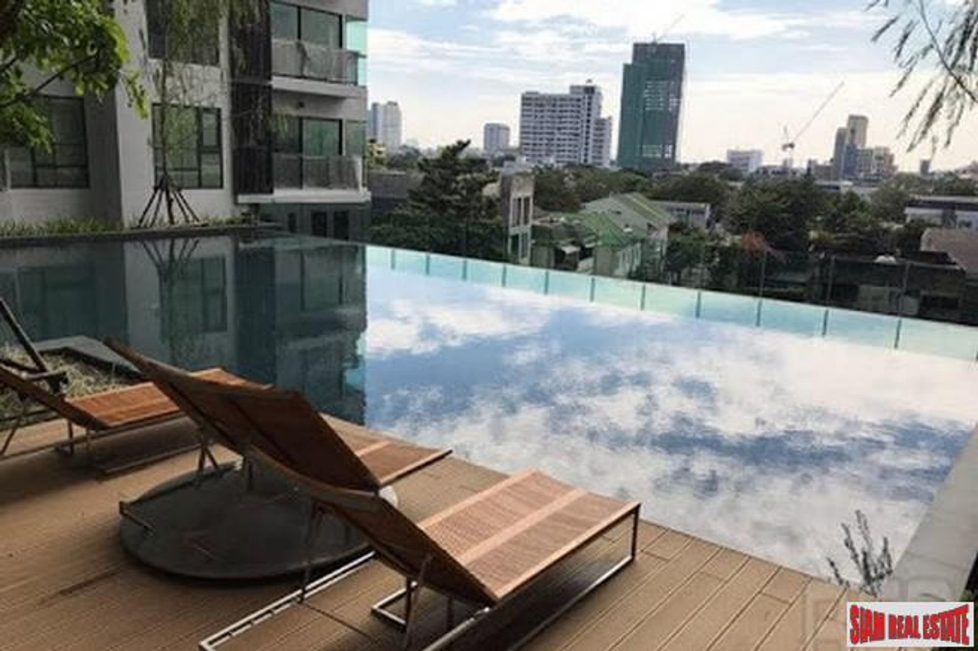 Condominium in , Krung Thep Maha Nakhon 10709353