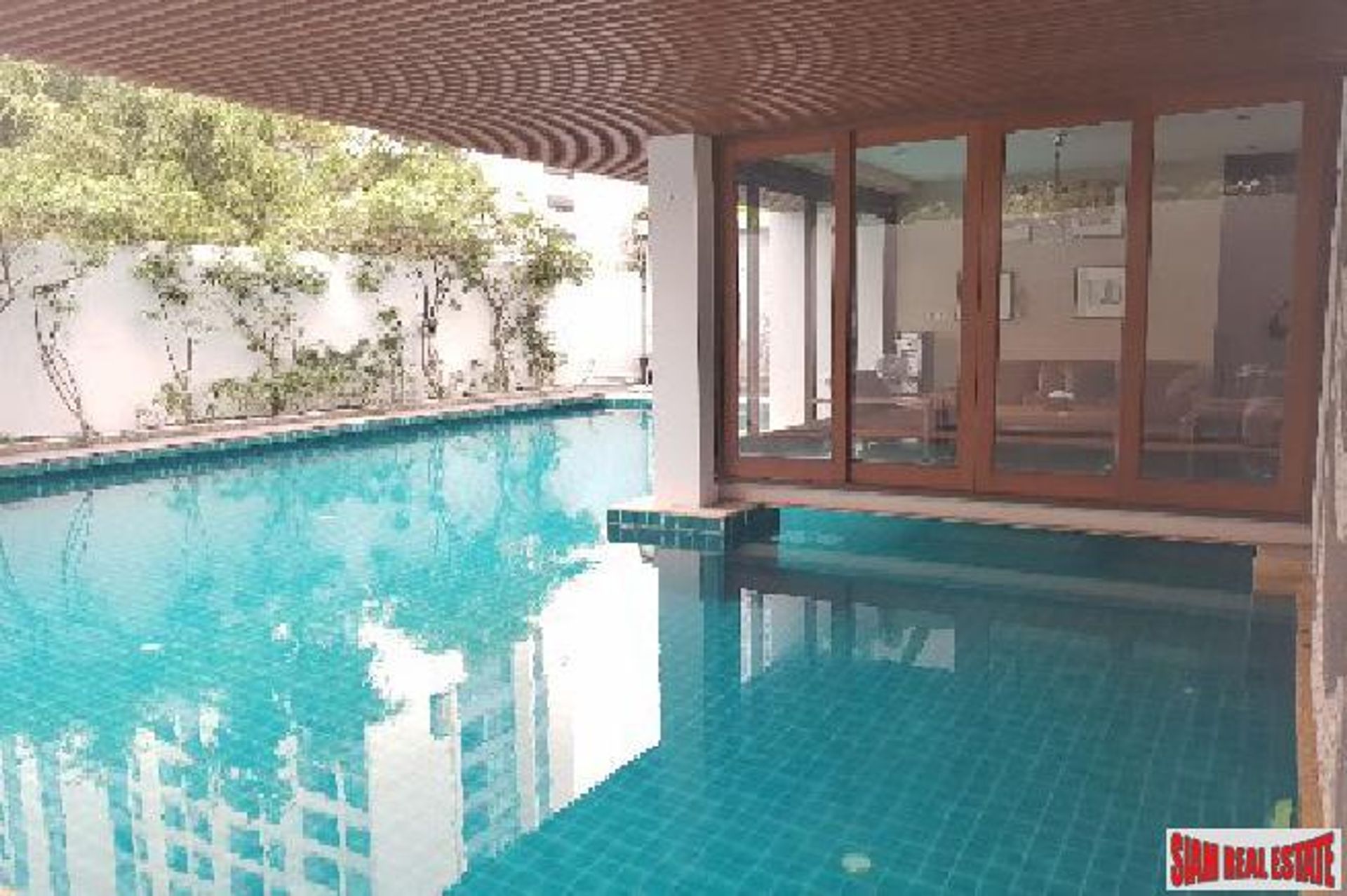 Hus i , Krung Thep Maha Nakhon 10709372