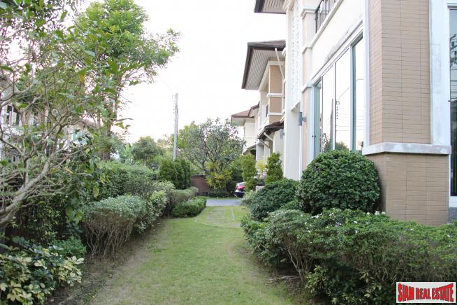 Huis in Ban Khlong Bang Prathun, Krung Thep Maha Nakhon 10709397