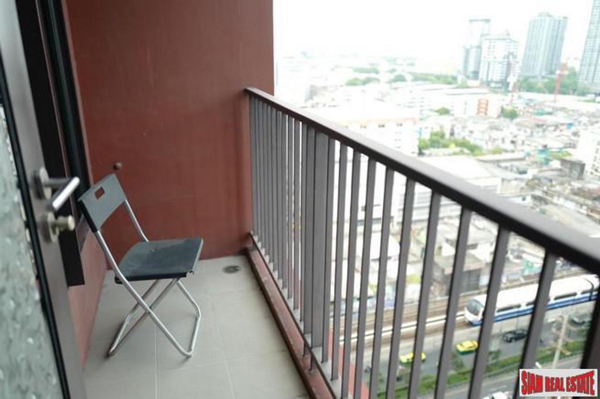 Condominio en , Krung Thep Maha Nakhon 10709399