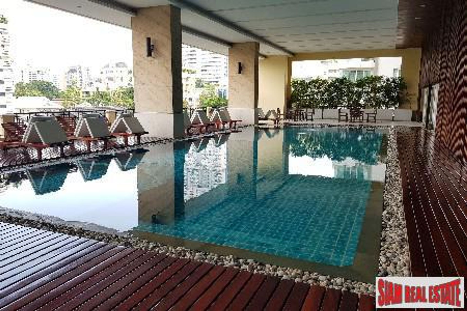 Condominio en Ban Na Song, Krung Thep Maha Nakhon 10709454