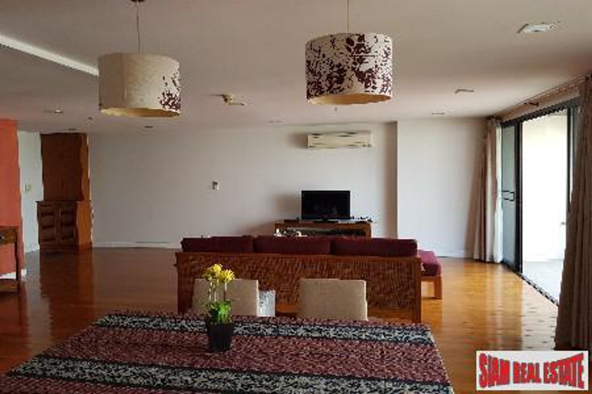 Condominio en Ban Na Song, Krung Thep Maha Nakhon 10709454