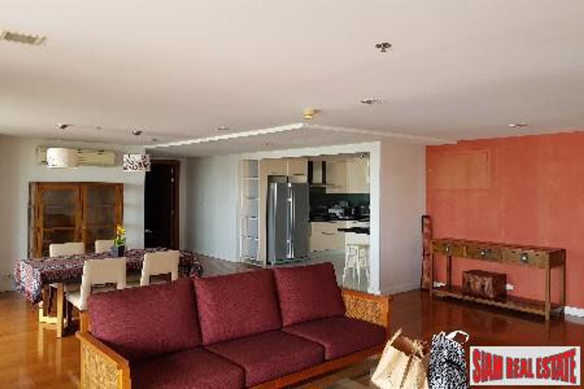 Condominio en Ban Na Song, Krung Thep Maha Nakhon 10709454