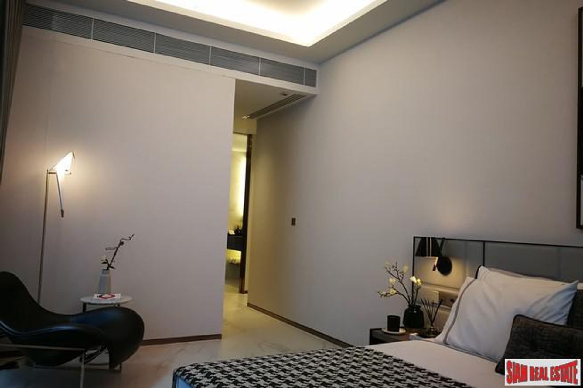 Condominium in Krung Thep Maha Nakhon, Samut Prakan 10709455