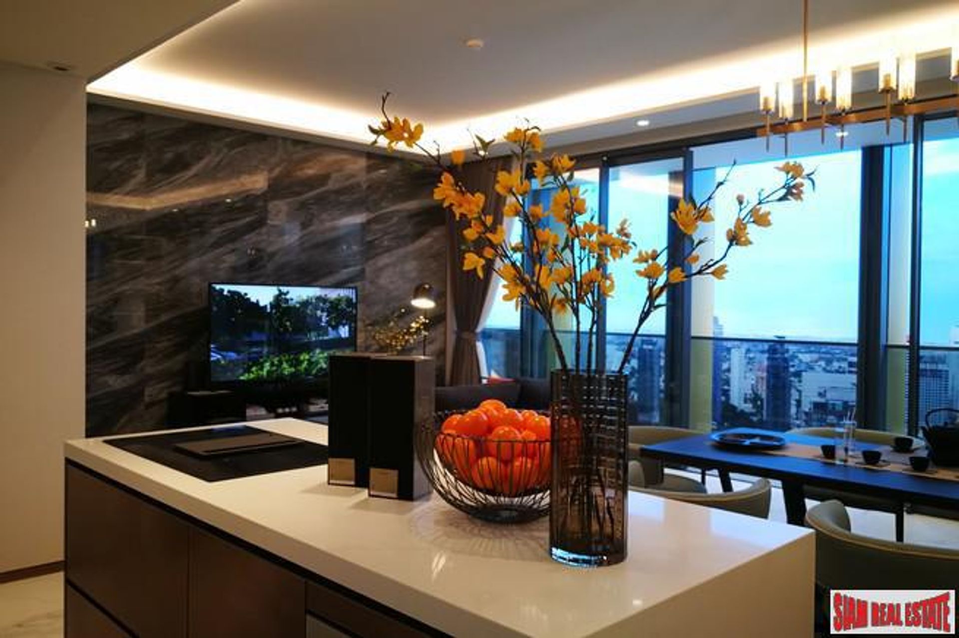 Condominium in Krung Thep Maha Nakhon, Samut Prakan 10709455