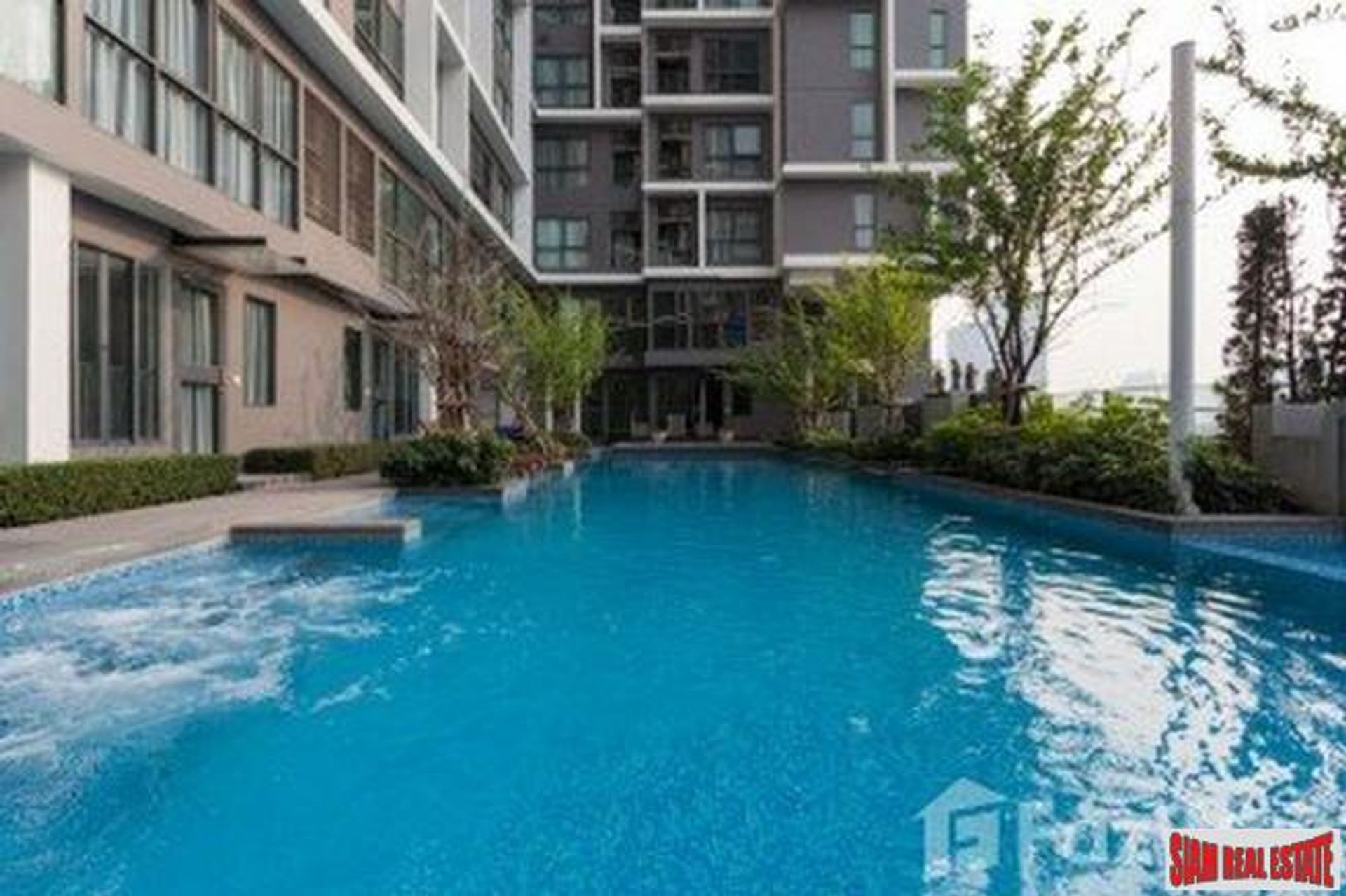 Condominium in Ban Na Song, Krung Thep Maha Nakhon 10709464