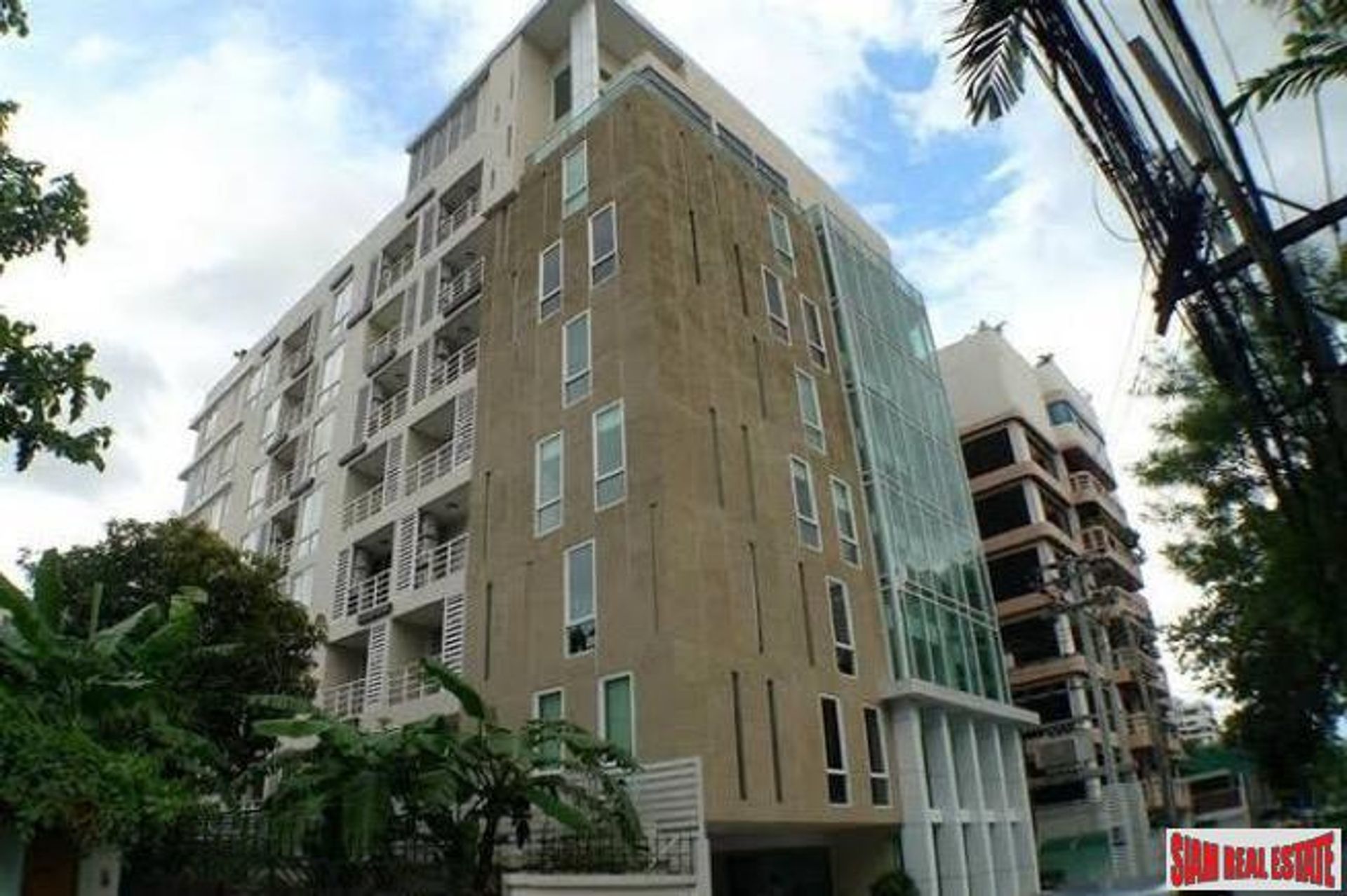 Condominium in Watthana, Krung Thep Maha Nakhon 10709646