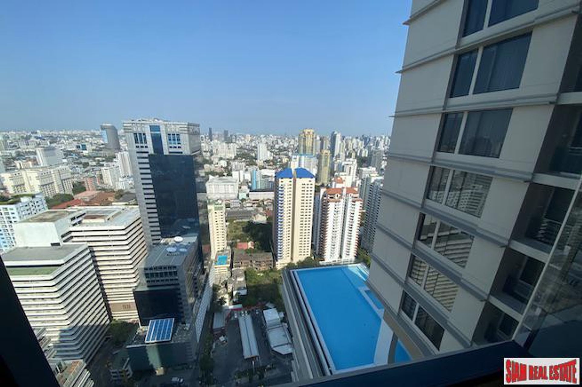 Condominio en Ban Na Song, Krung Thep Maha Nakhon 10709720