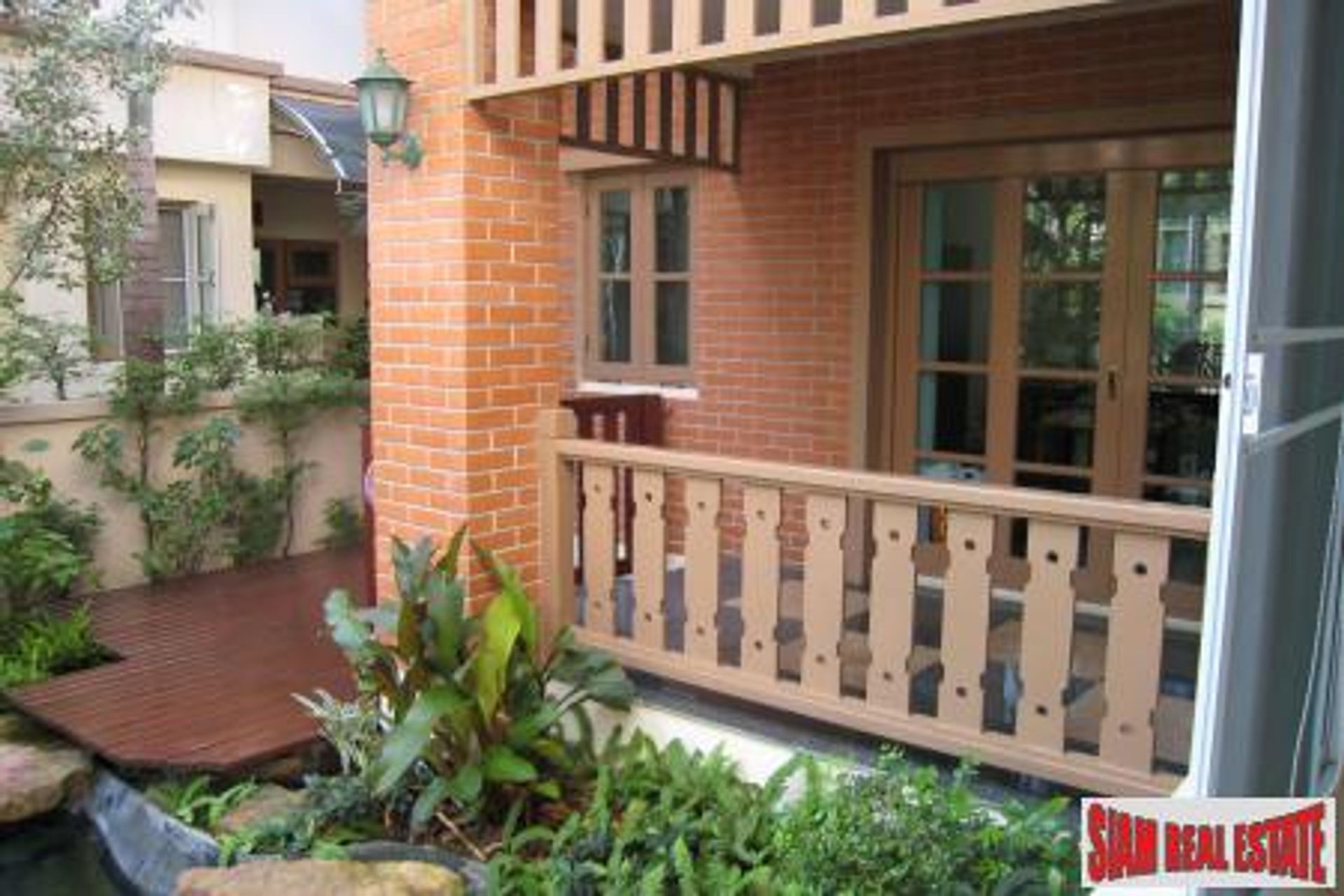 Huis in Chatuchak, Krung Thep Maha Nakhon 10709773