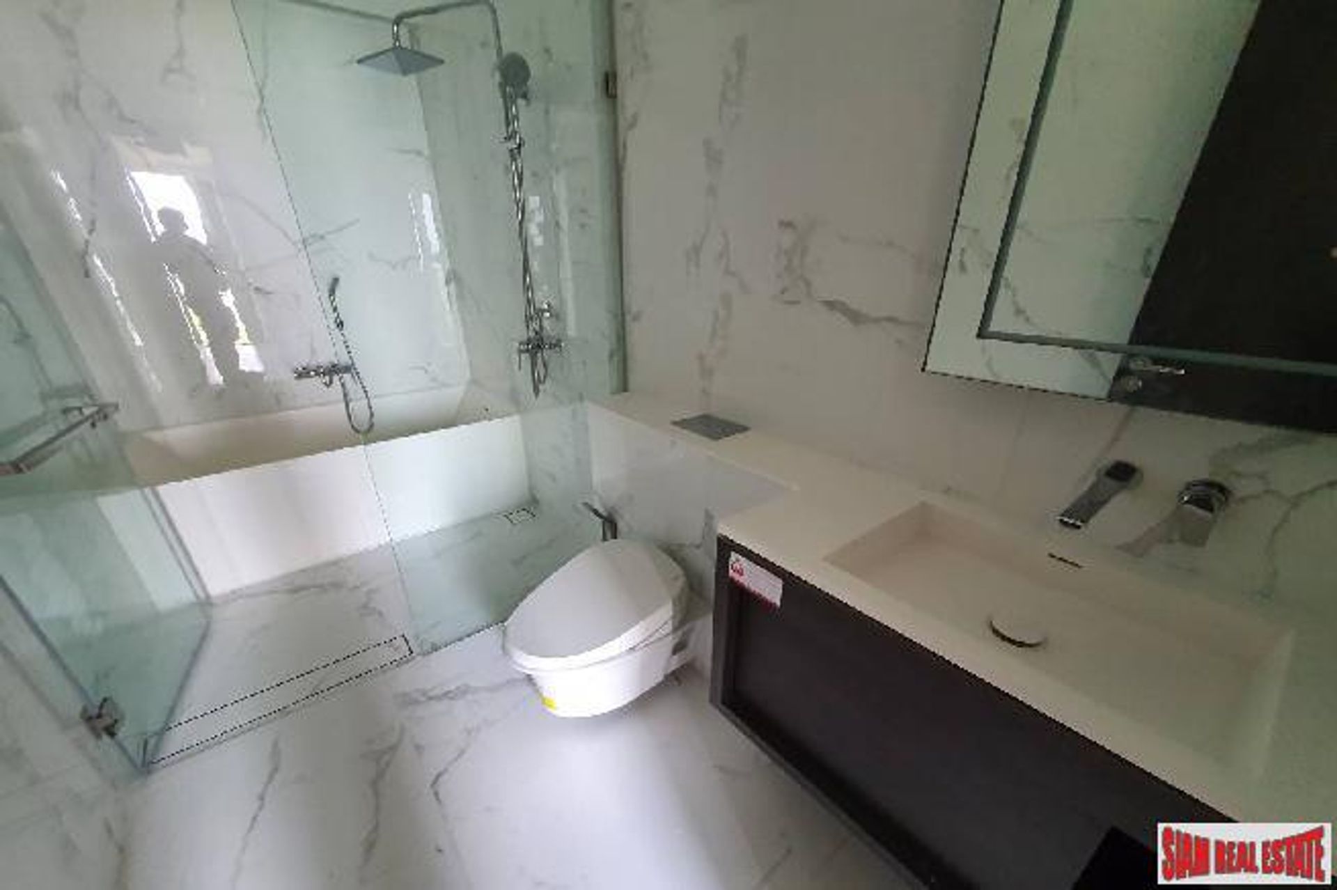 Condominium in , Krung Thep Maha Nakhon 10709781