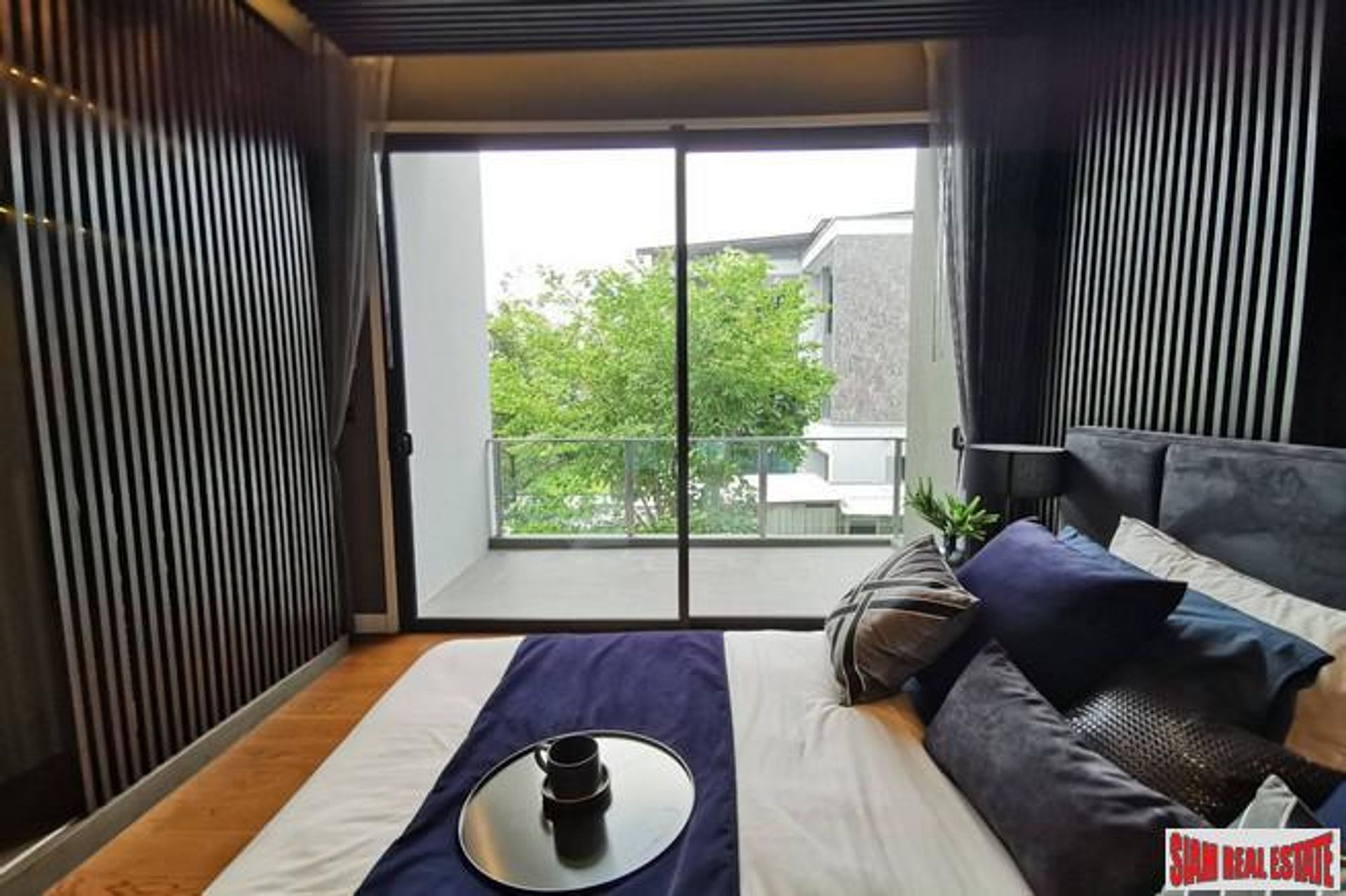 Hus i , Krung Thep Maha Nakhon 10709927