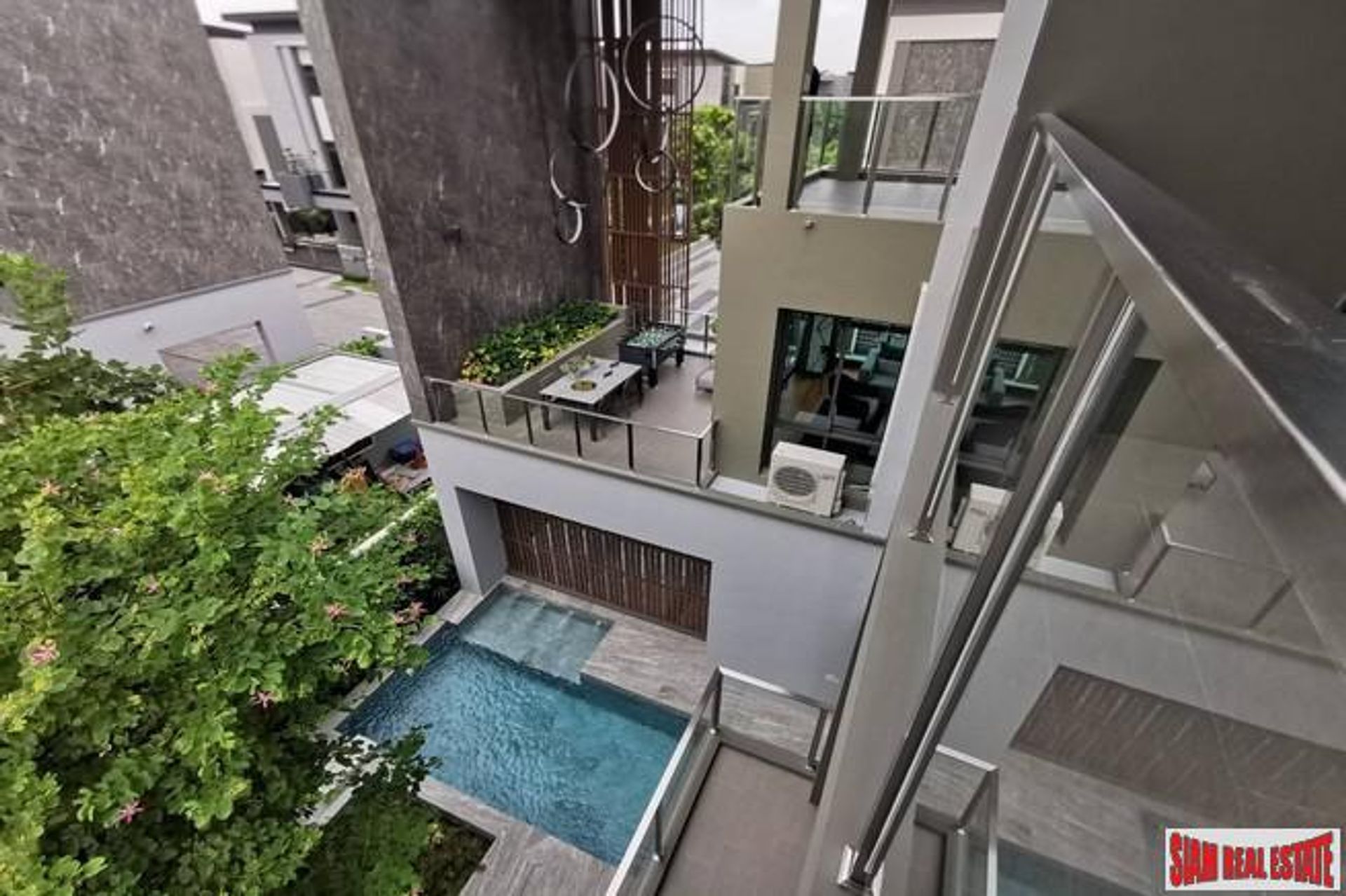 Hus i , Krung Thep Maha Nakhon 10709927