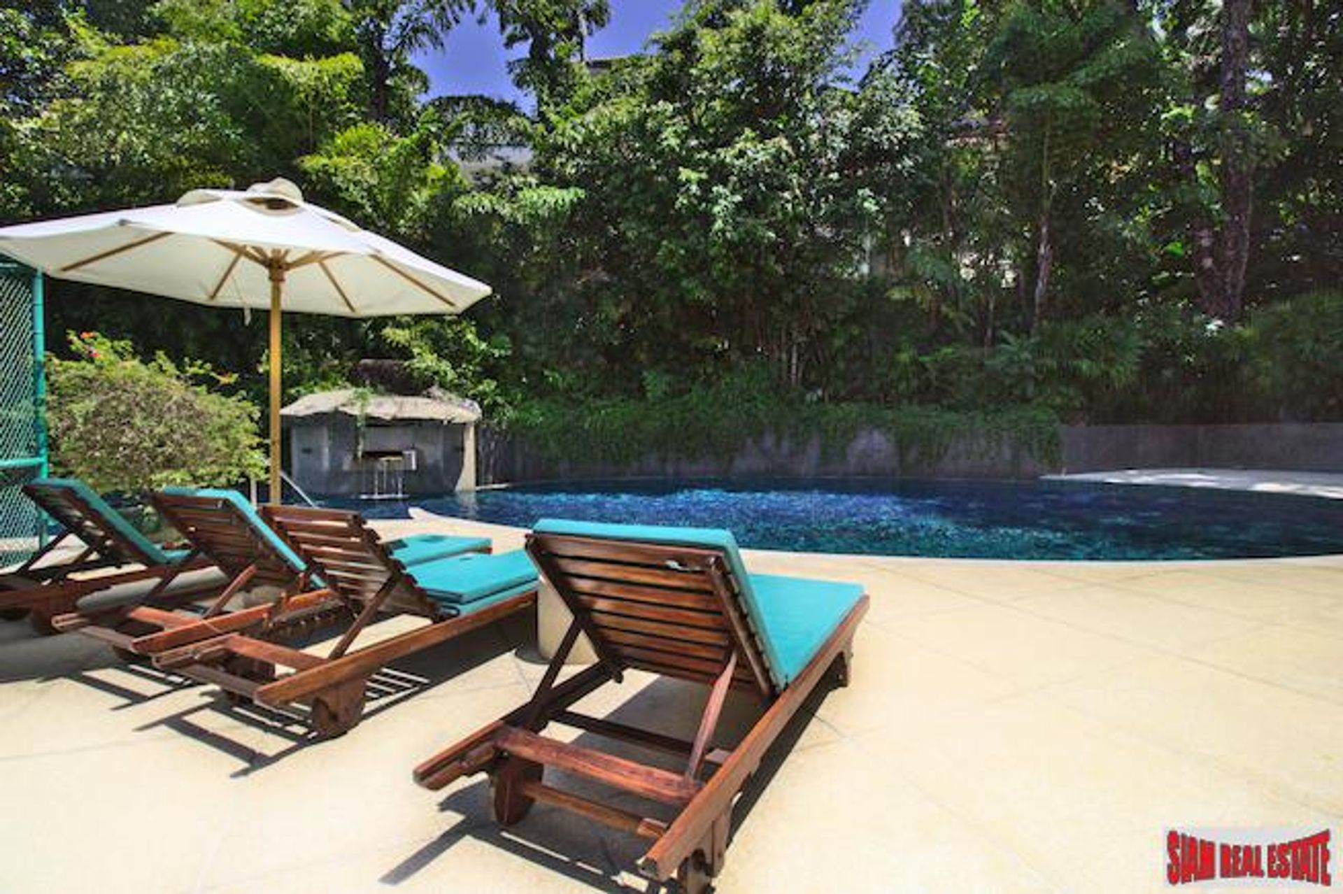 Haus im Ban Kata, Phuket 10709993