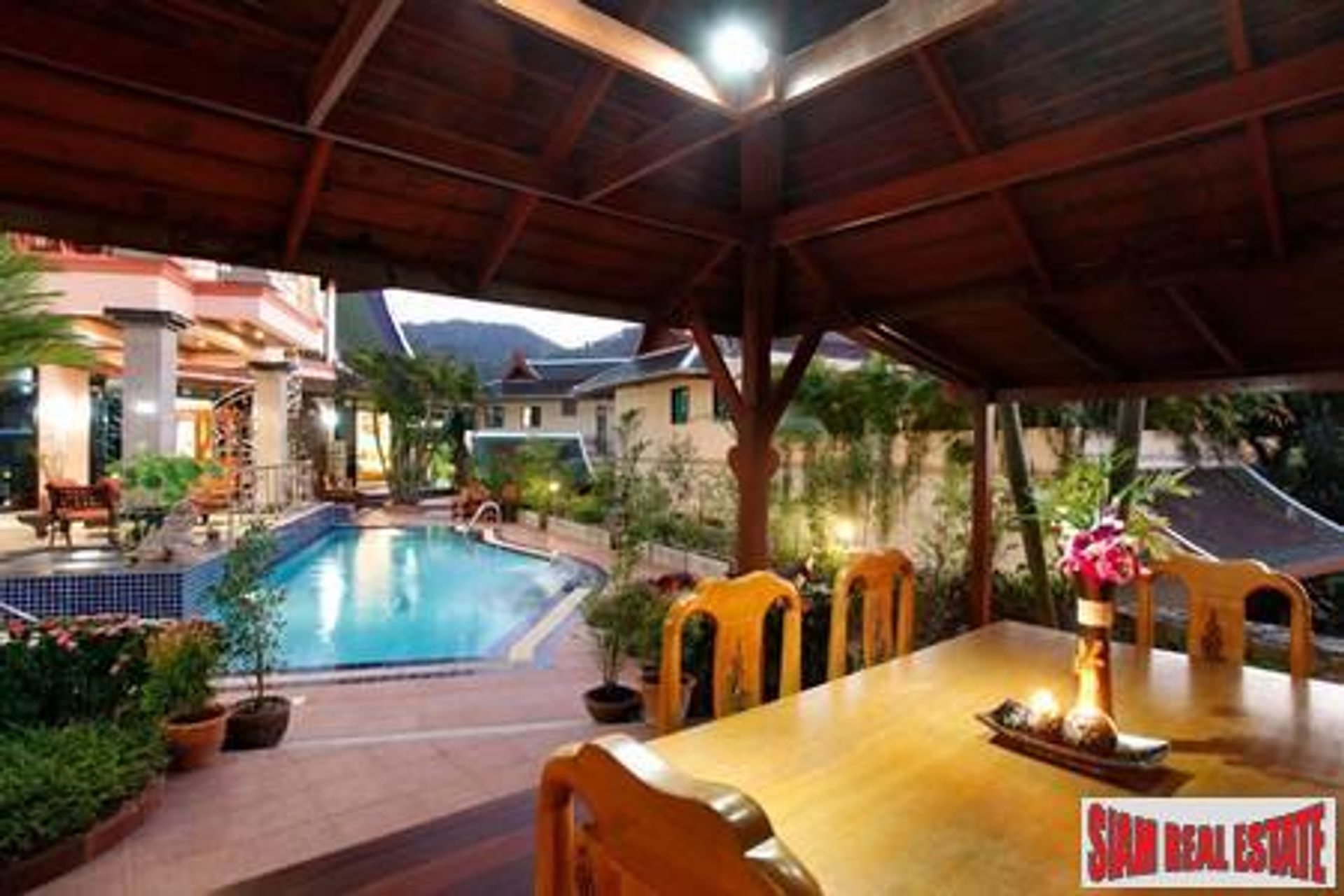 Haus im Tambon Karon, Chang Wat Phuket 10710042