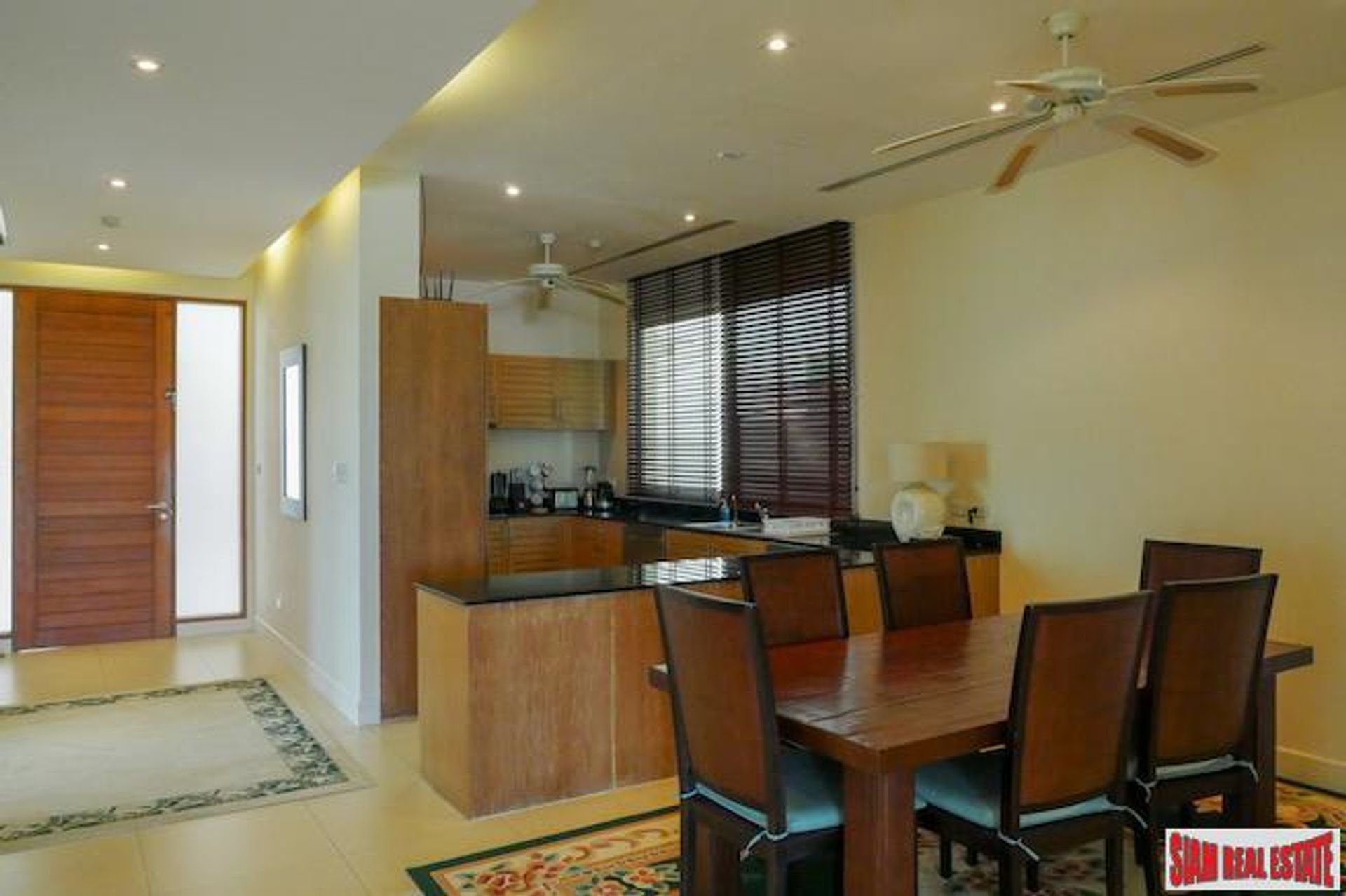 Condominium in Ban La Yan, Phuket 10710218