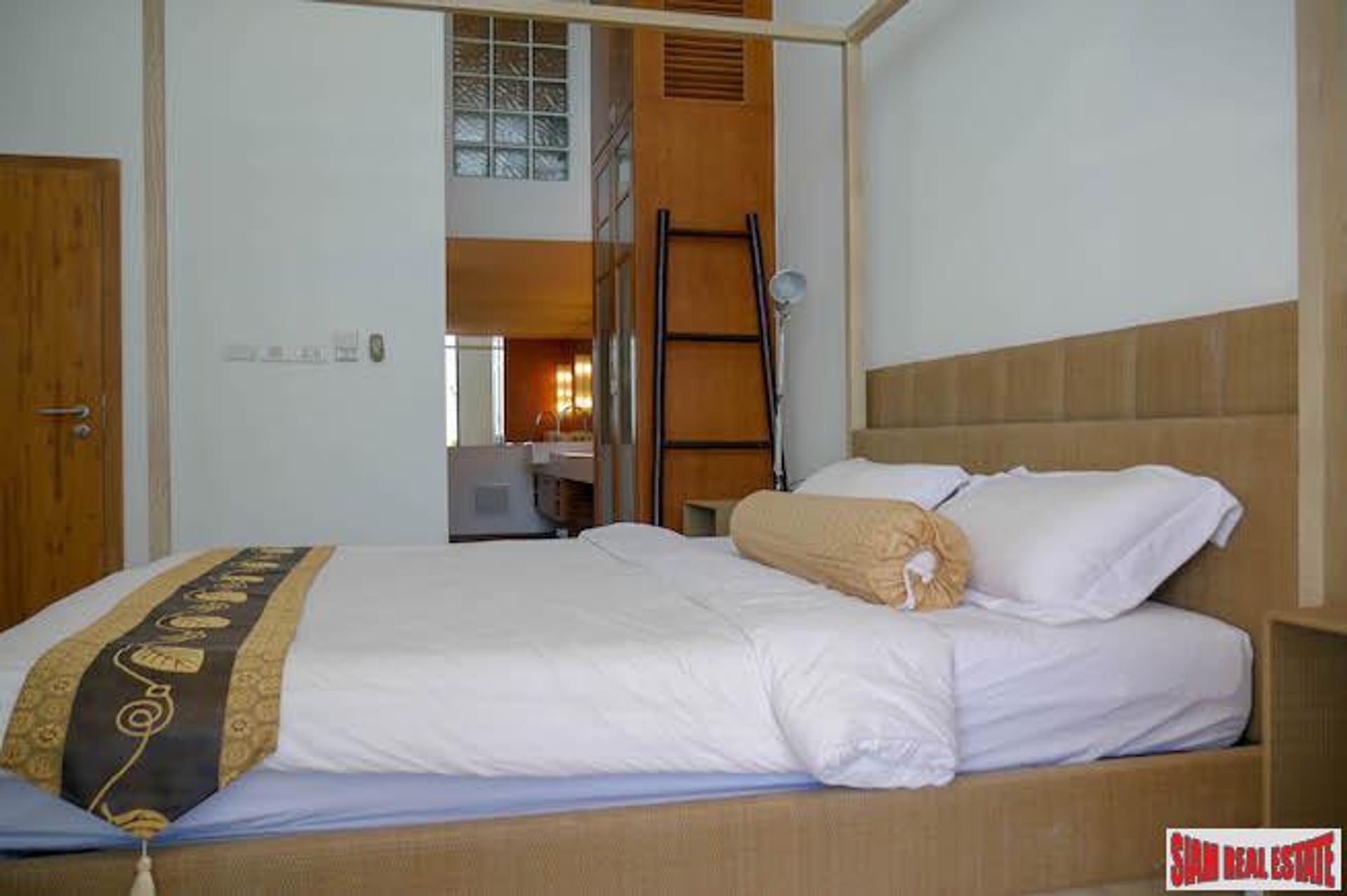 Квартира в Tambon Kamala, Chang Wat Phuket 10710259