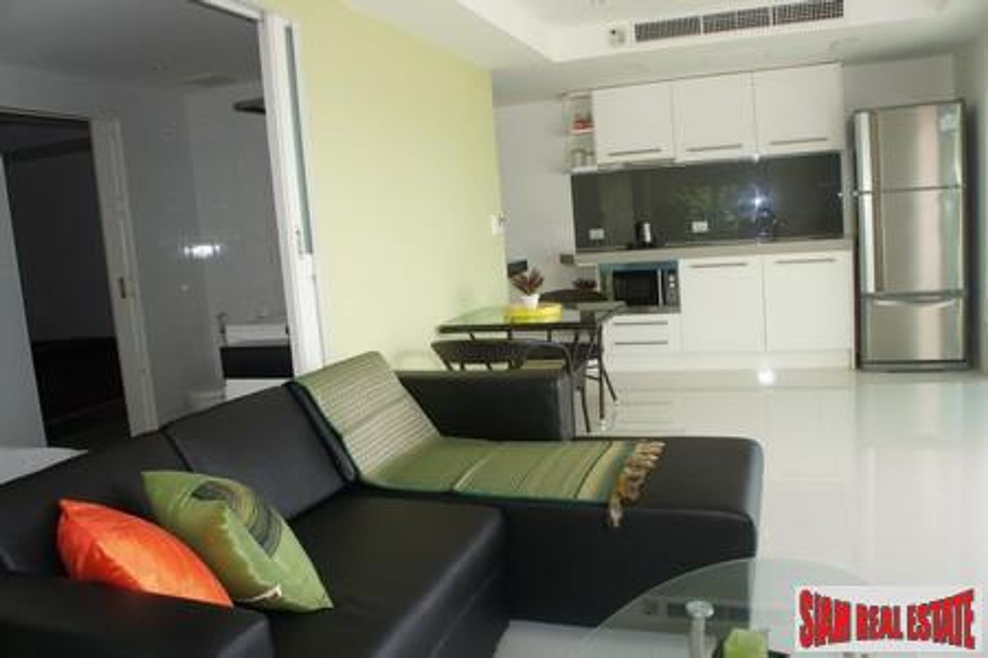 Condominium in Ban Kata, Phuket 10710413