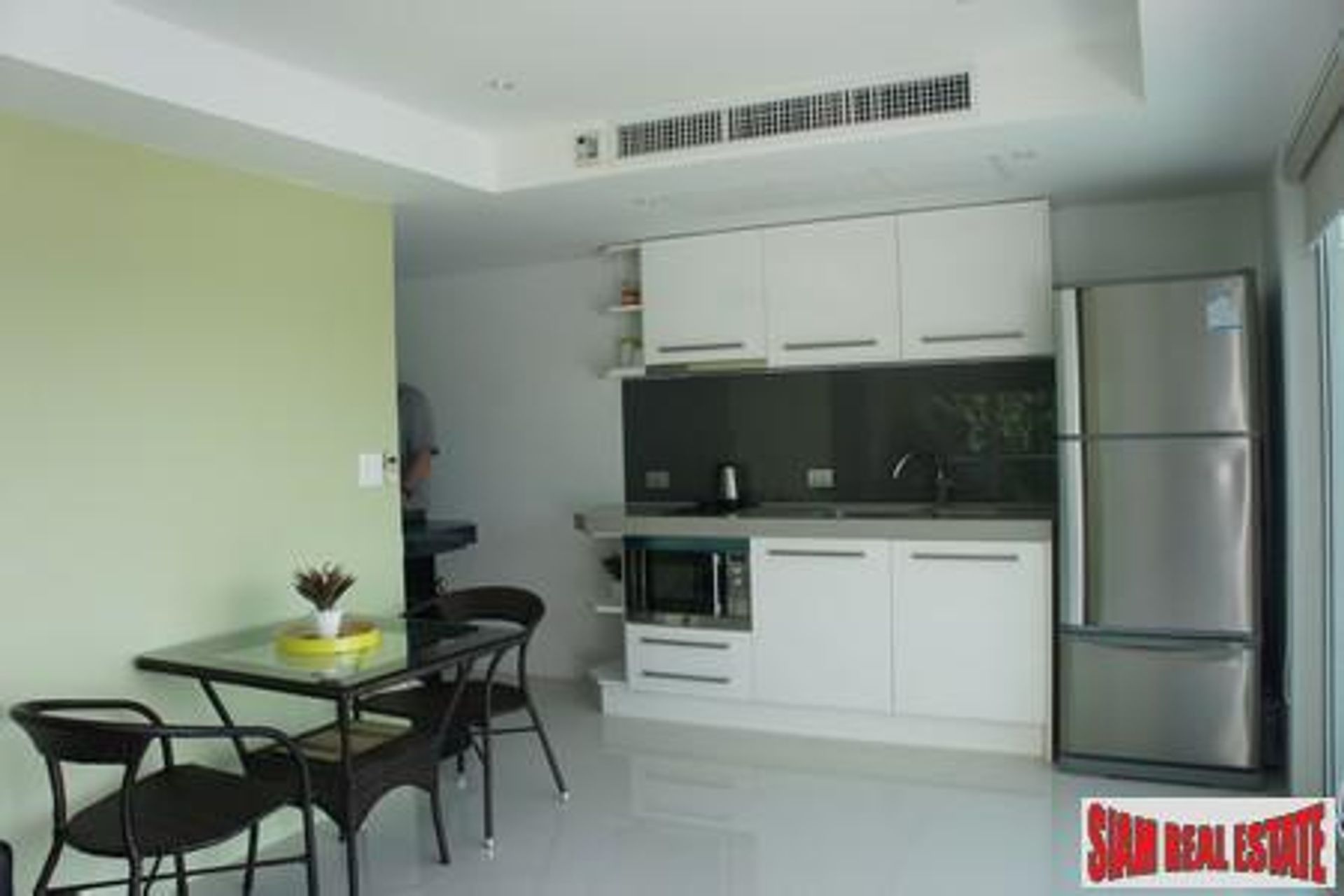 Condominium in Ban Kata, Phuket 10710413