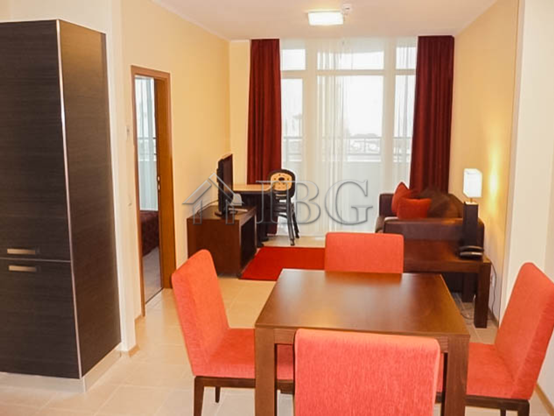 Condominium in Pomorie, Burgas 10710725