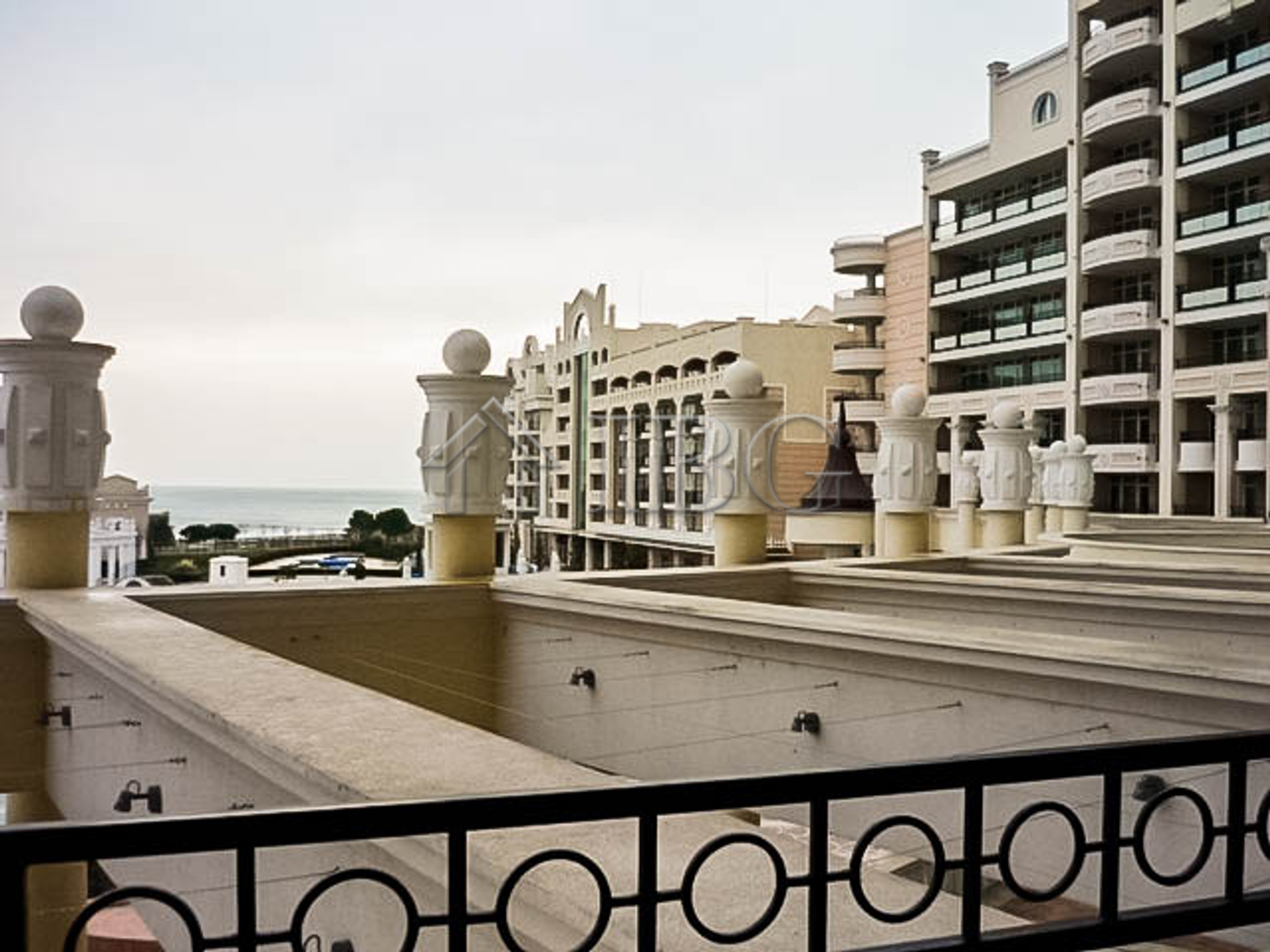 Condominium in Pomorie, Burgas 10710725