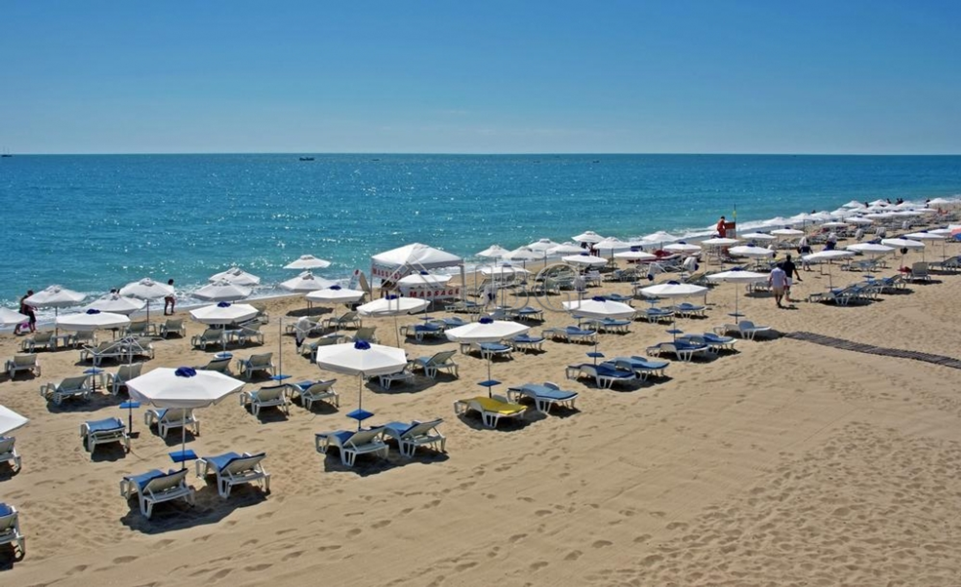 קוֹנדוֹמִינִיוֹן ב Sunny Beach, Burgas 10710839