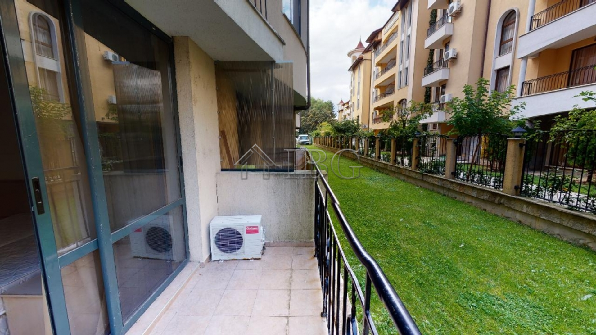 Condominium in Nesebar, Burgas 10710846