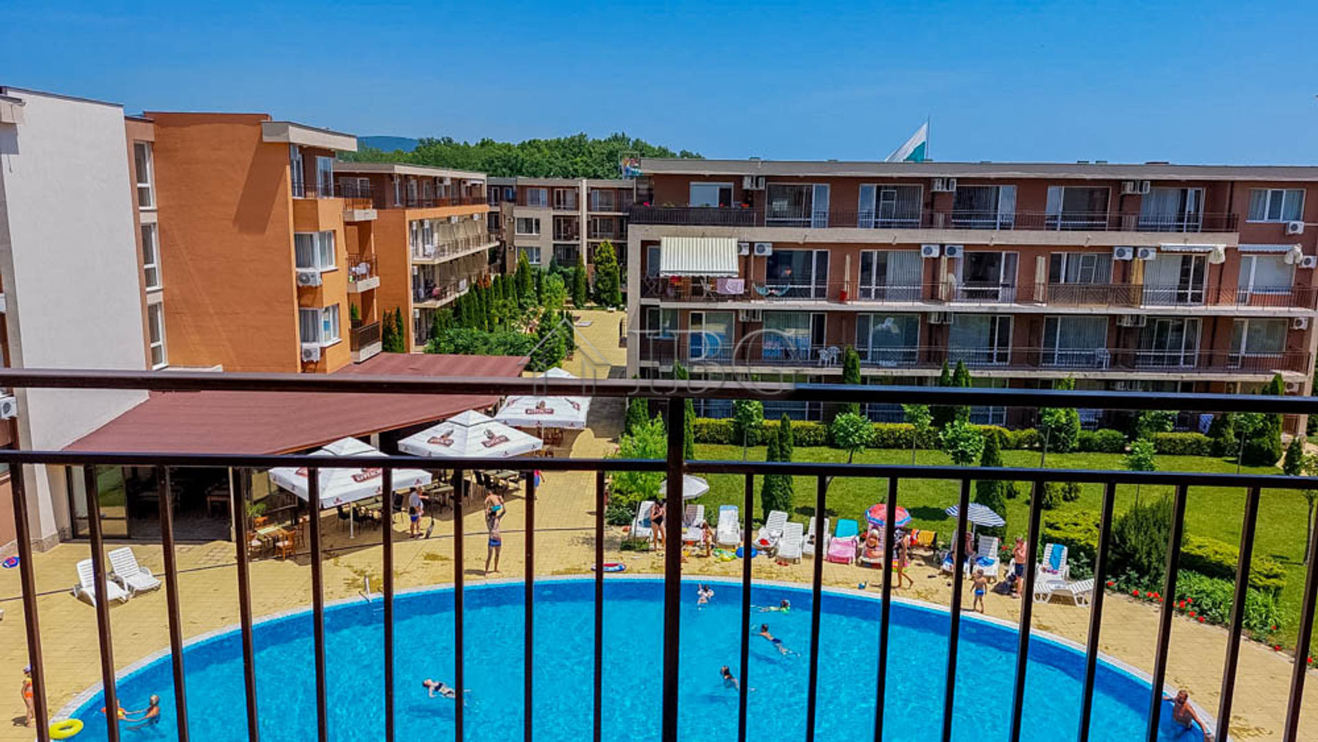 Condominium in Nesebar, Burgas 10711107