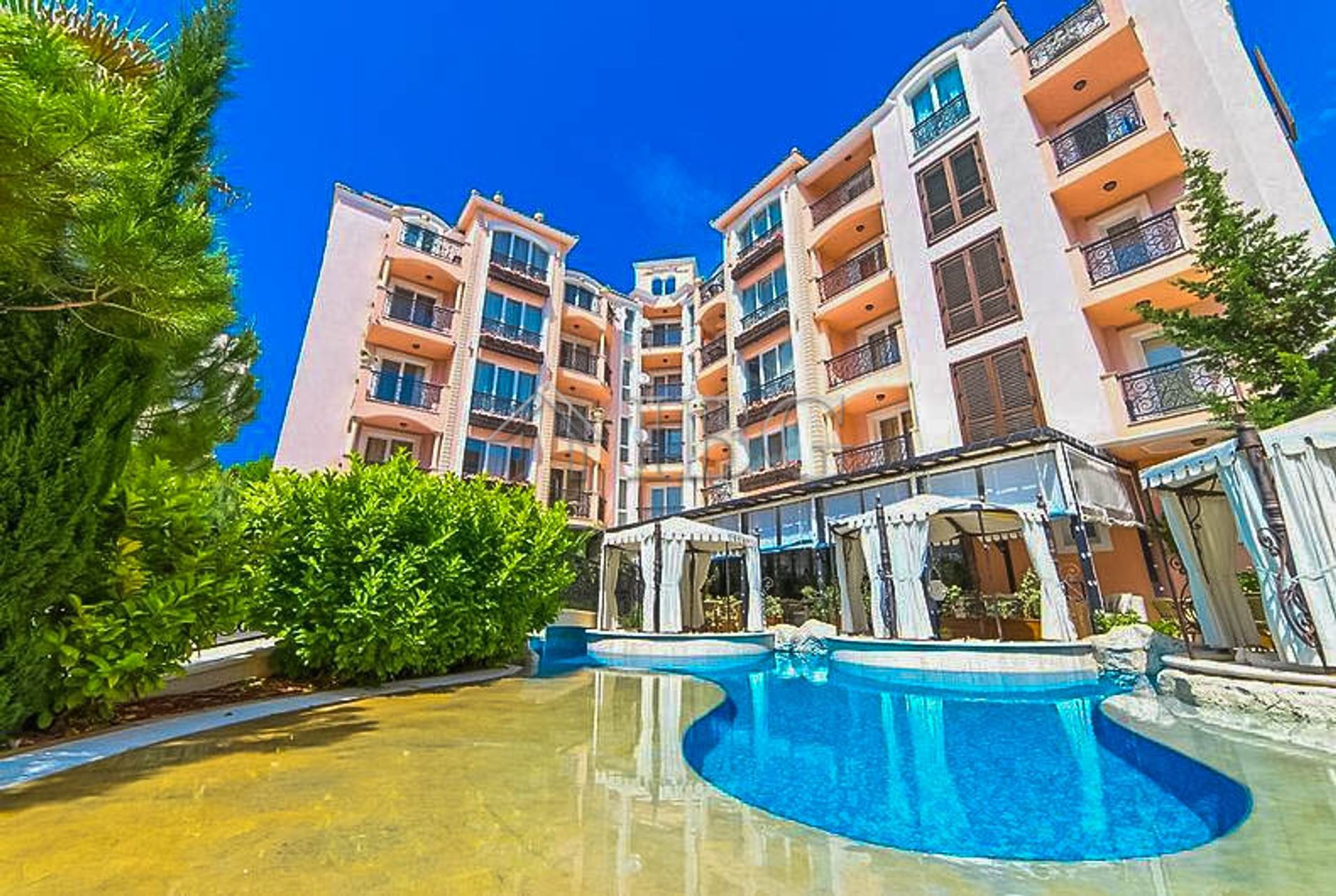 Condominium dans Nessebar, Bourgas 10711124