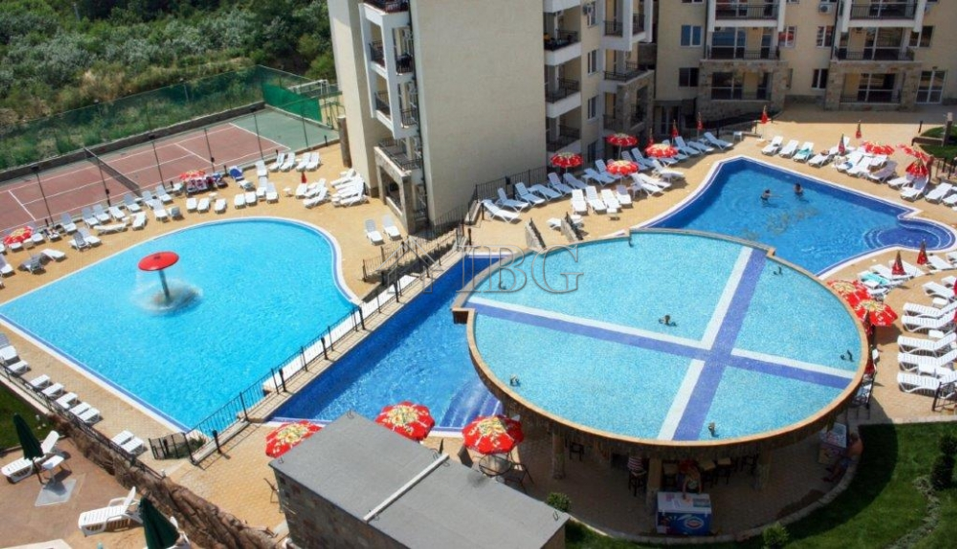 Condominio en Nesebar, Burgas 10711132