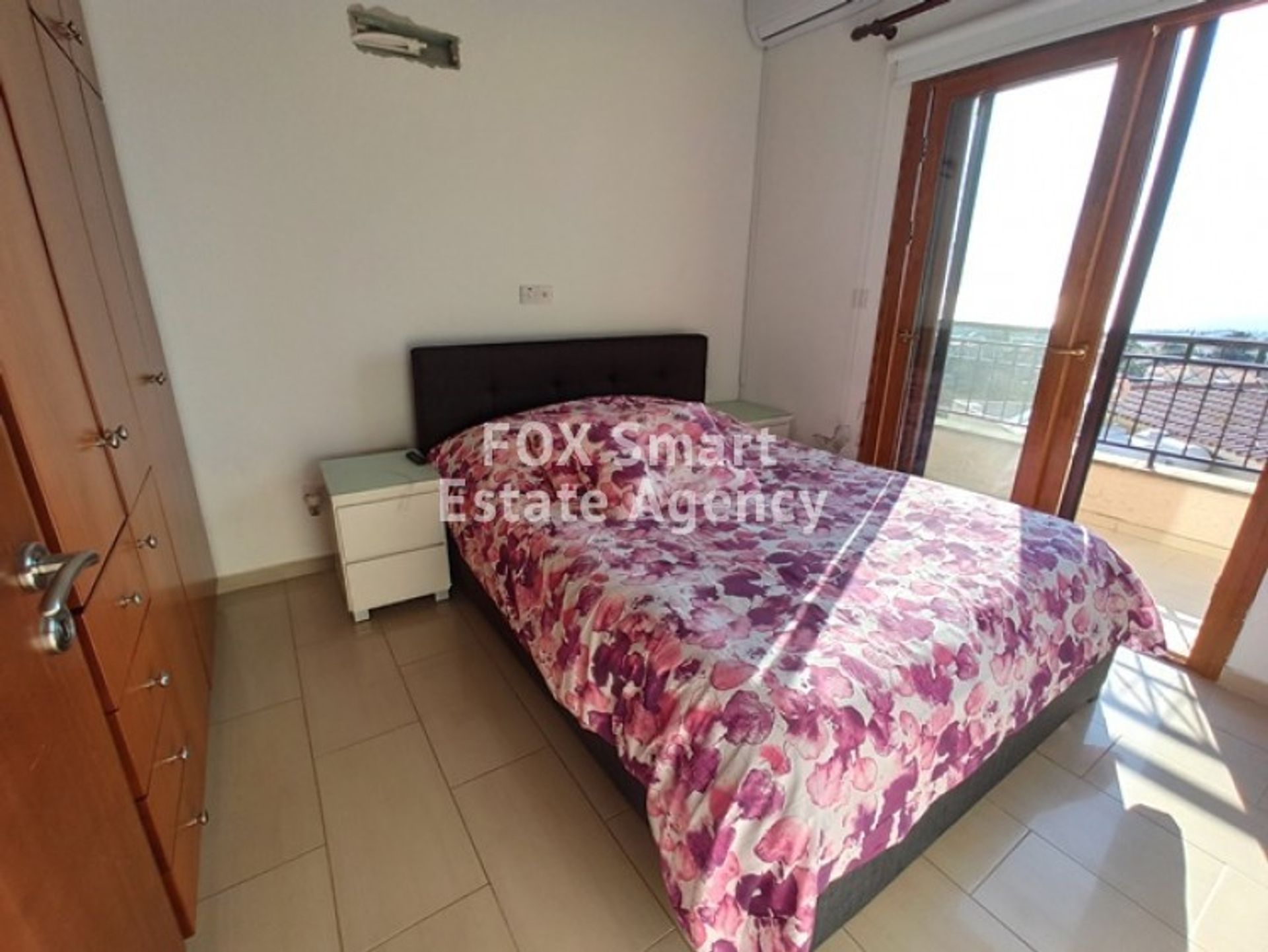 Condominio nel Peyia, Paphos 10712066