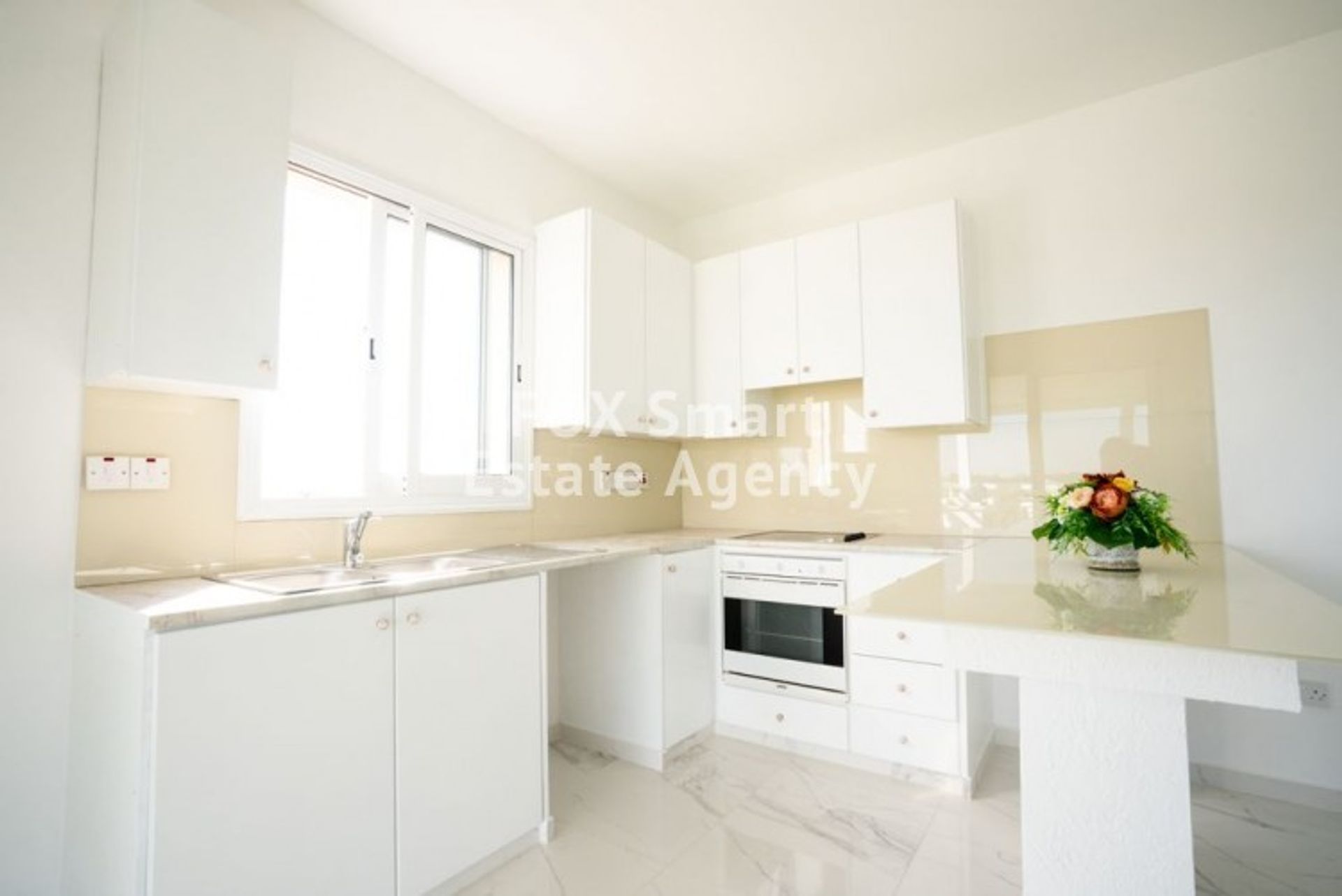 Condominio nel Kissonerga, Paphos 10712332