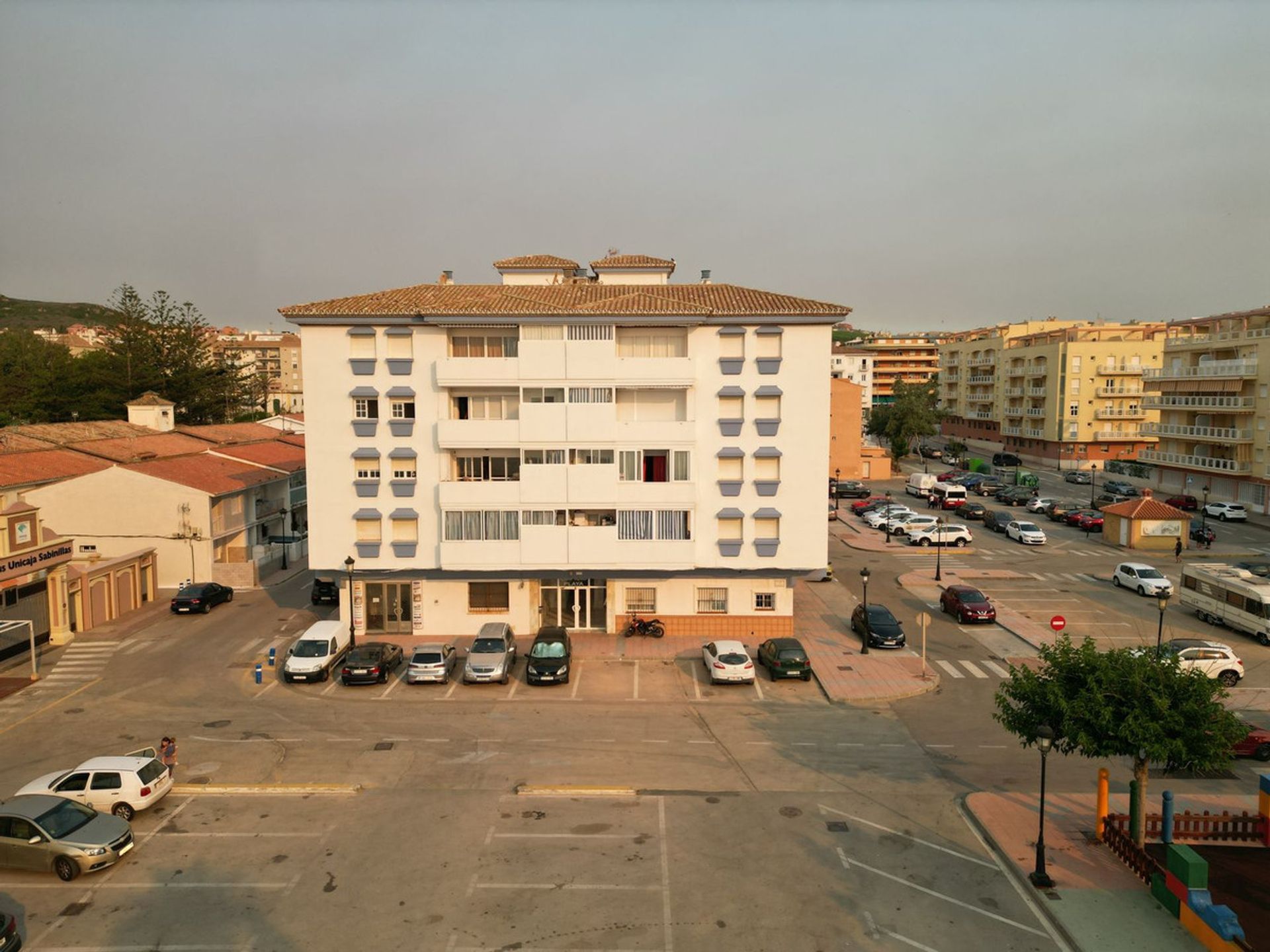 Industrieel in San Luis de Sabinillas, Andalusië 10712492