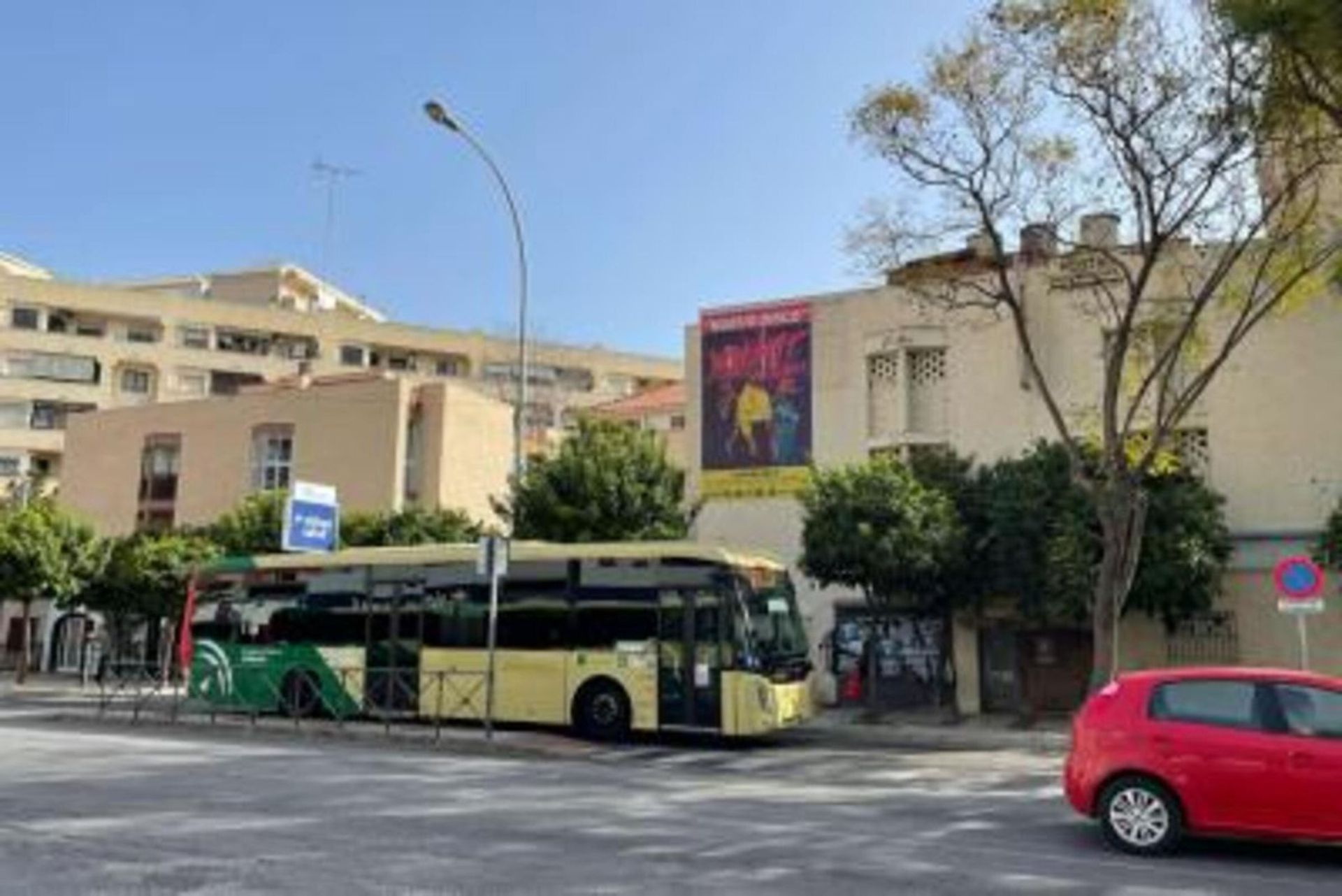 Teollinen sisään Alhaurín de la Torre, Andalucía 10713202