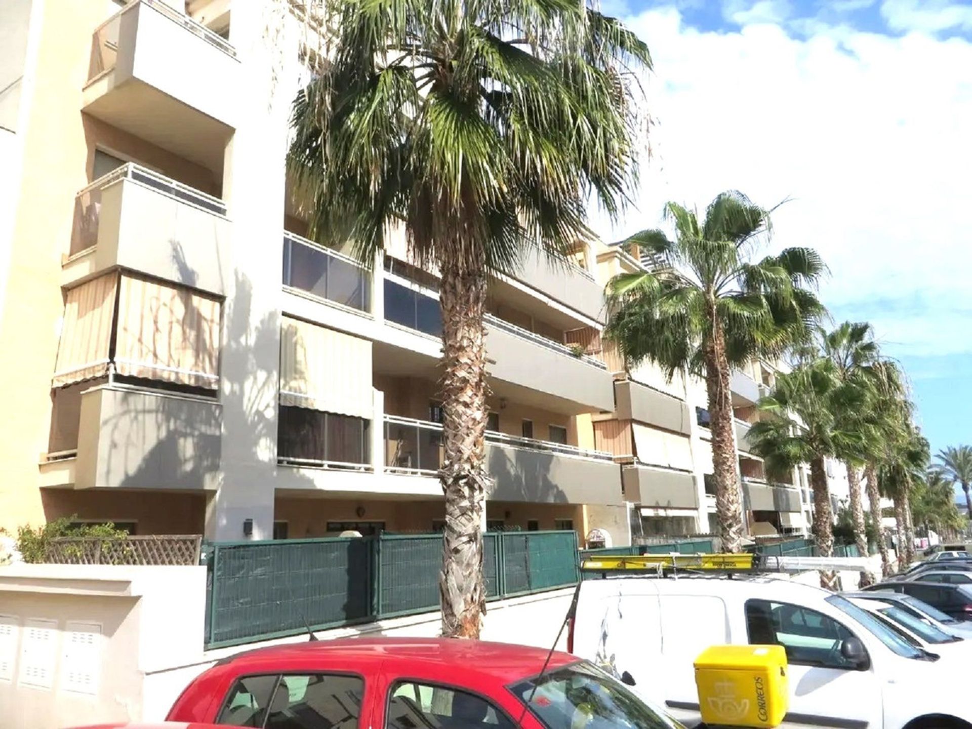 Condominium in Alhaurin de la Torre, Andalusia 10713399