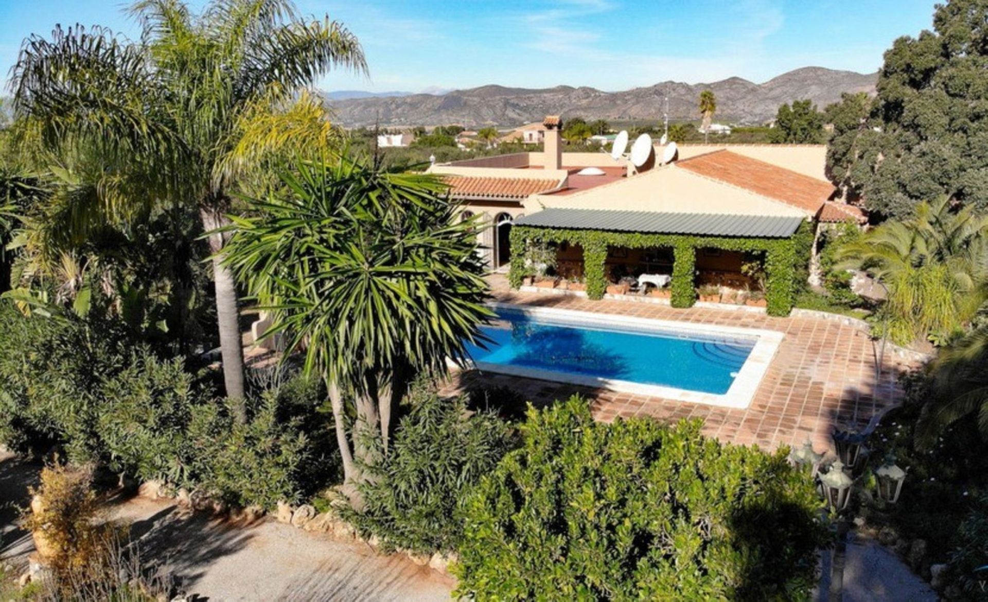 House in Alhaurín el Grande, Andalucía 10713479