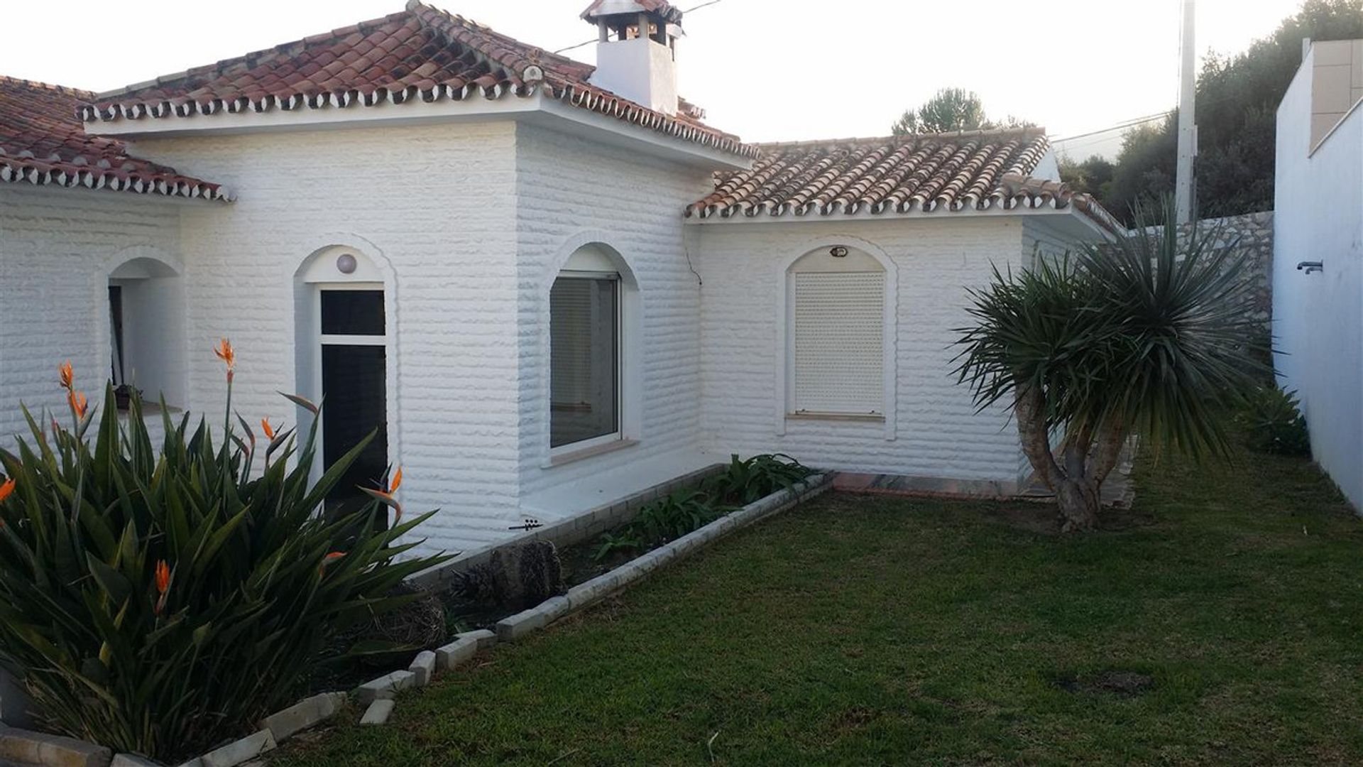 House in Alhaurin de la Torre, Andalusia 10713584