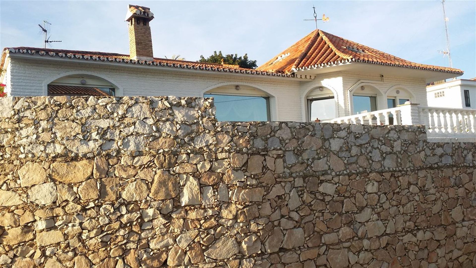 House in Alhaurín de la Torre, Andalucía 10713584