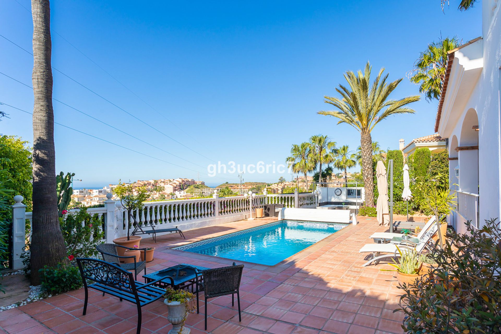 House in Fuengirola, Andalusia 10713681