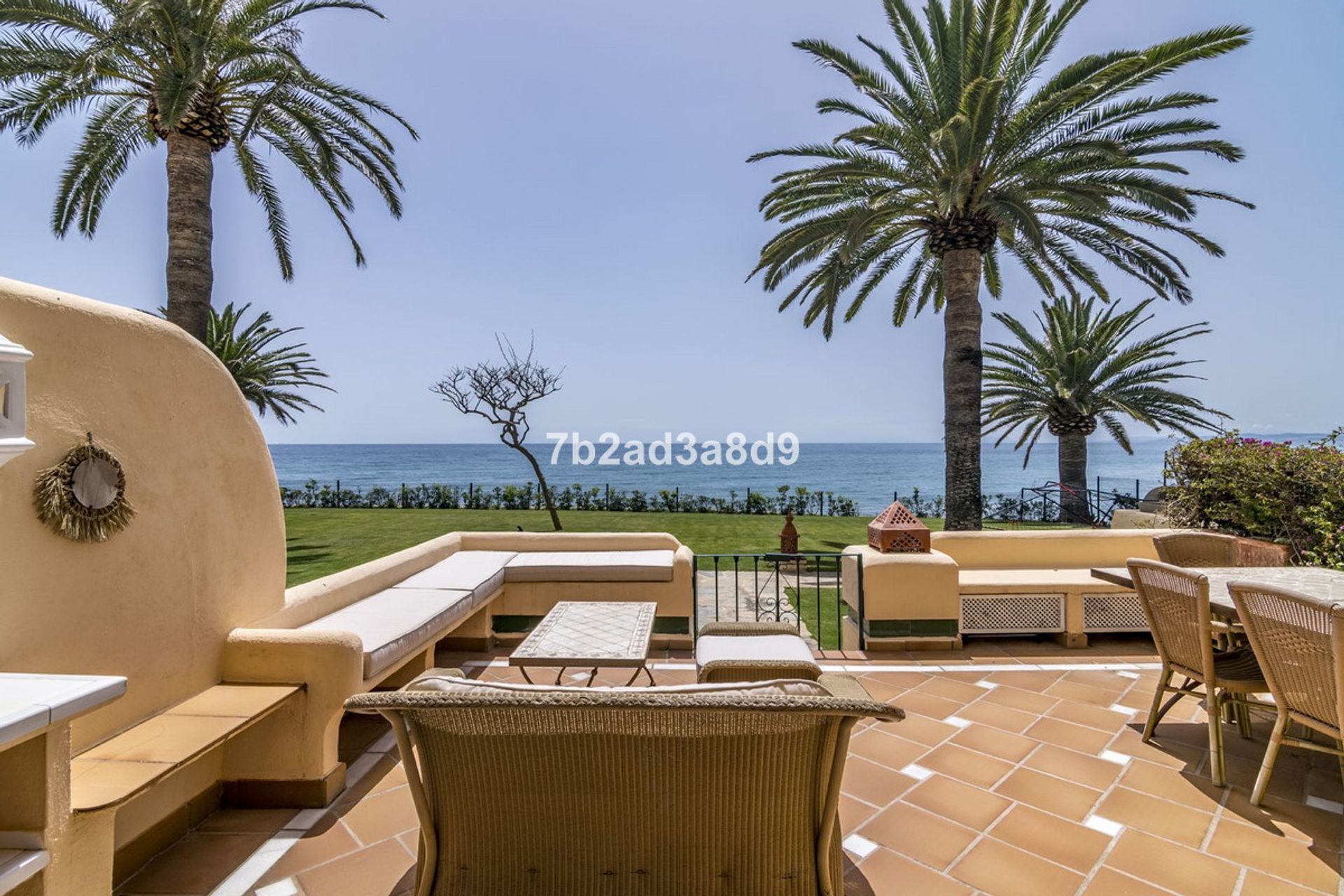 Casa nel Estepona, Andalucía 10713737