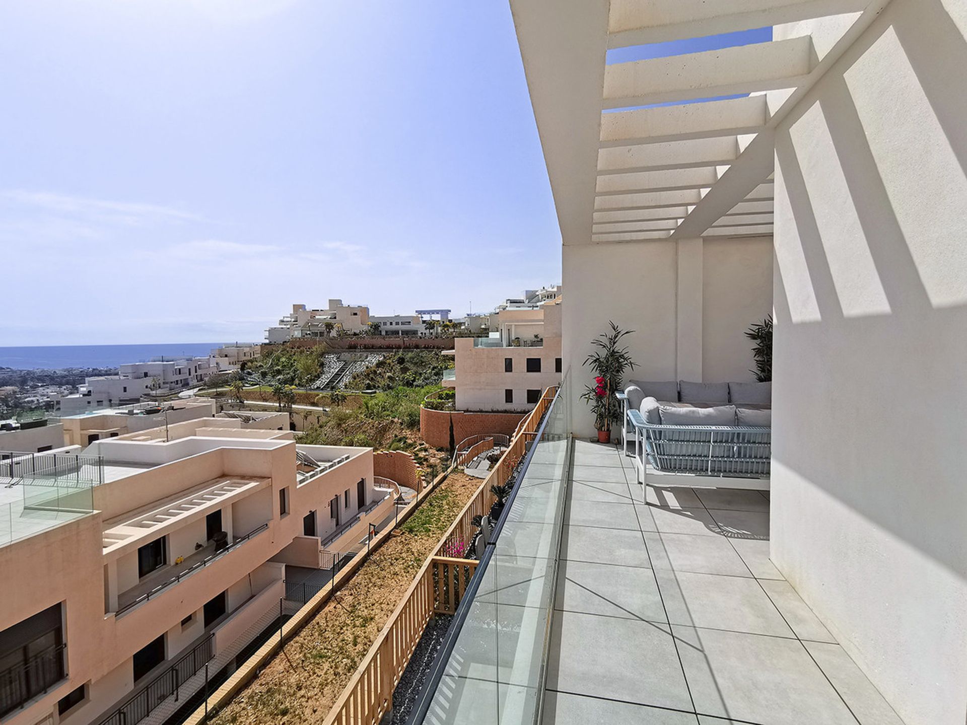 Condominium in Fuengirola, Andalusia 10713777