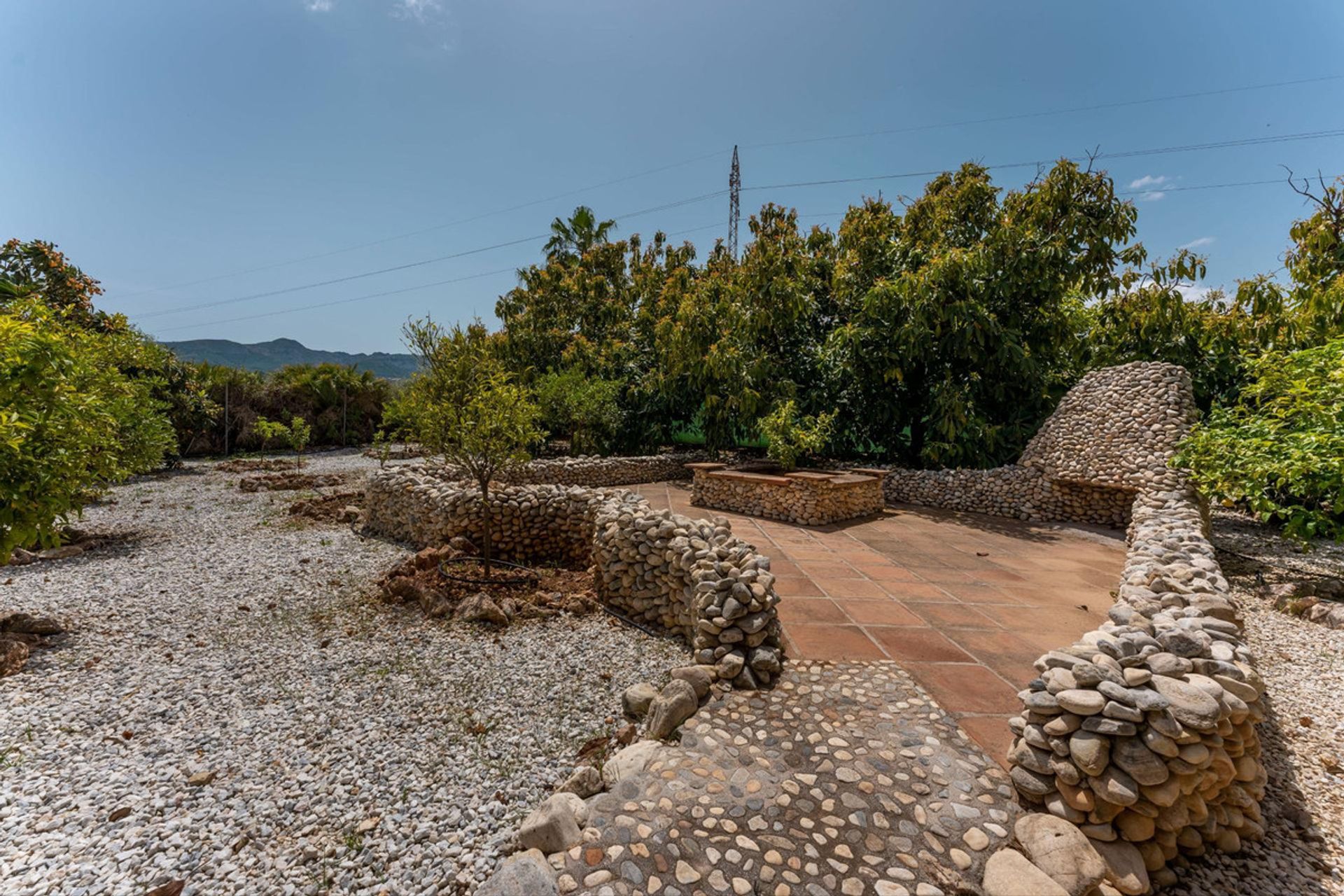 房子 在 Alhaurín de la Torre, Andalucía 10713944