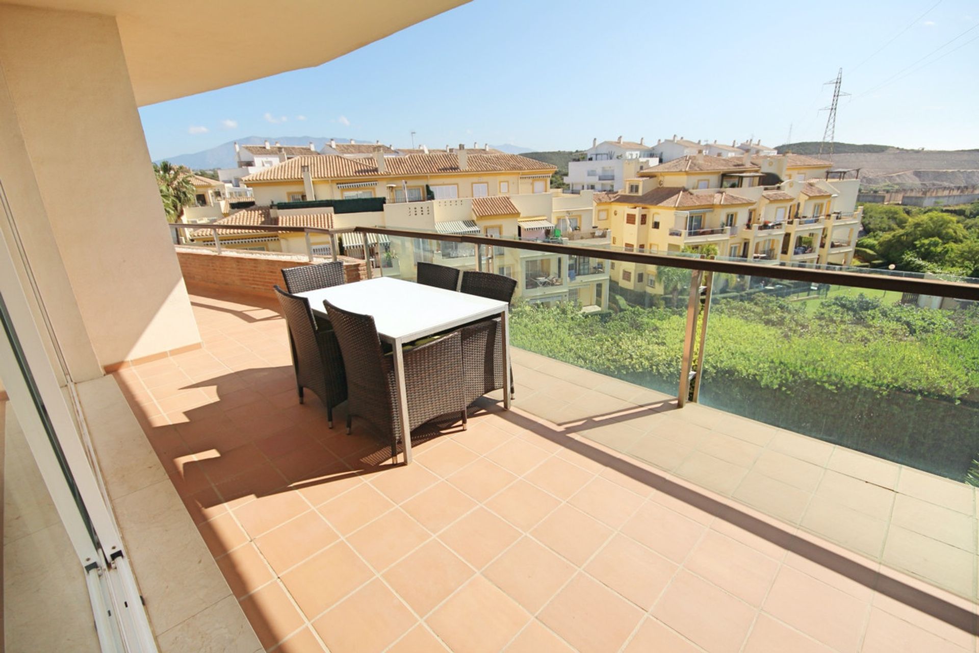 Condominium dans Calahonda, Andalucía 10713961