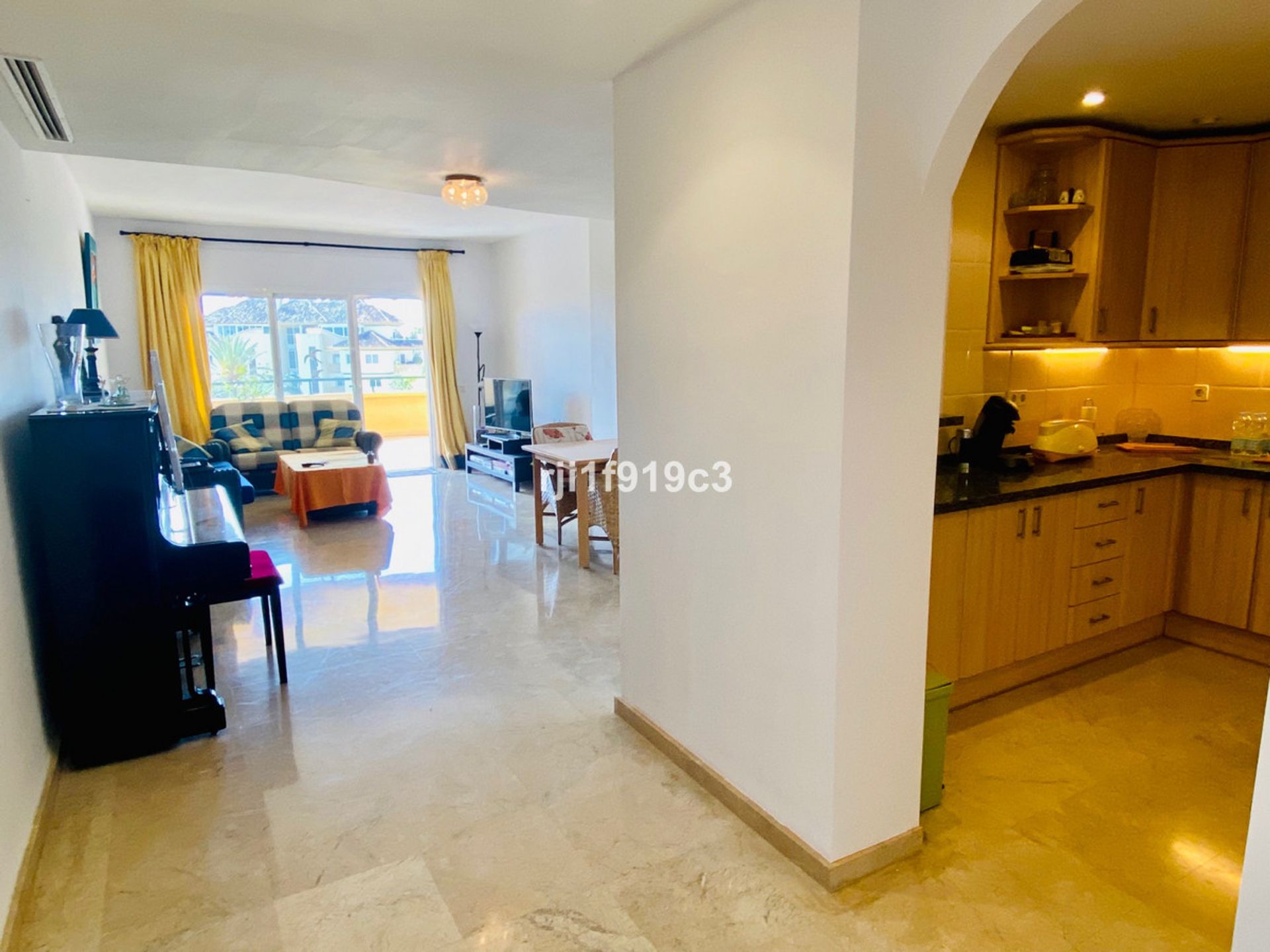 Condominium in Marbella, Andalucía 10713968