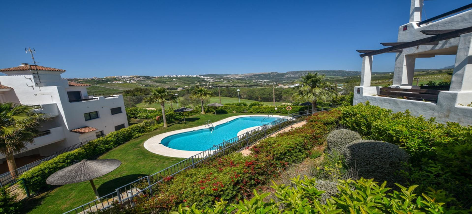 عمارات في Casares, Andalucía 10714221