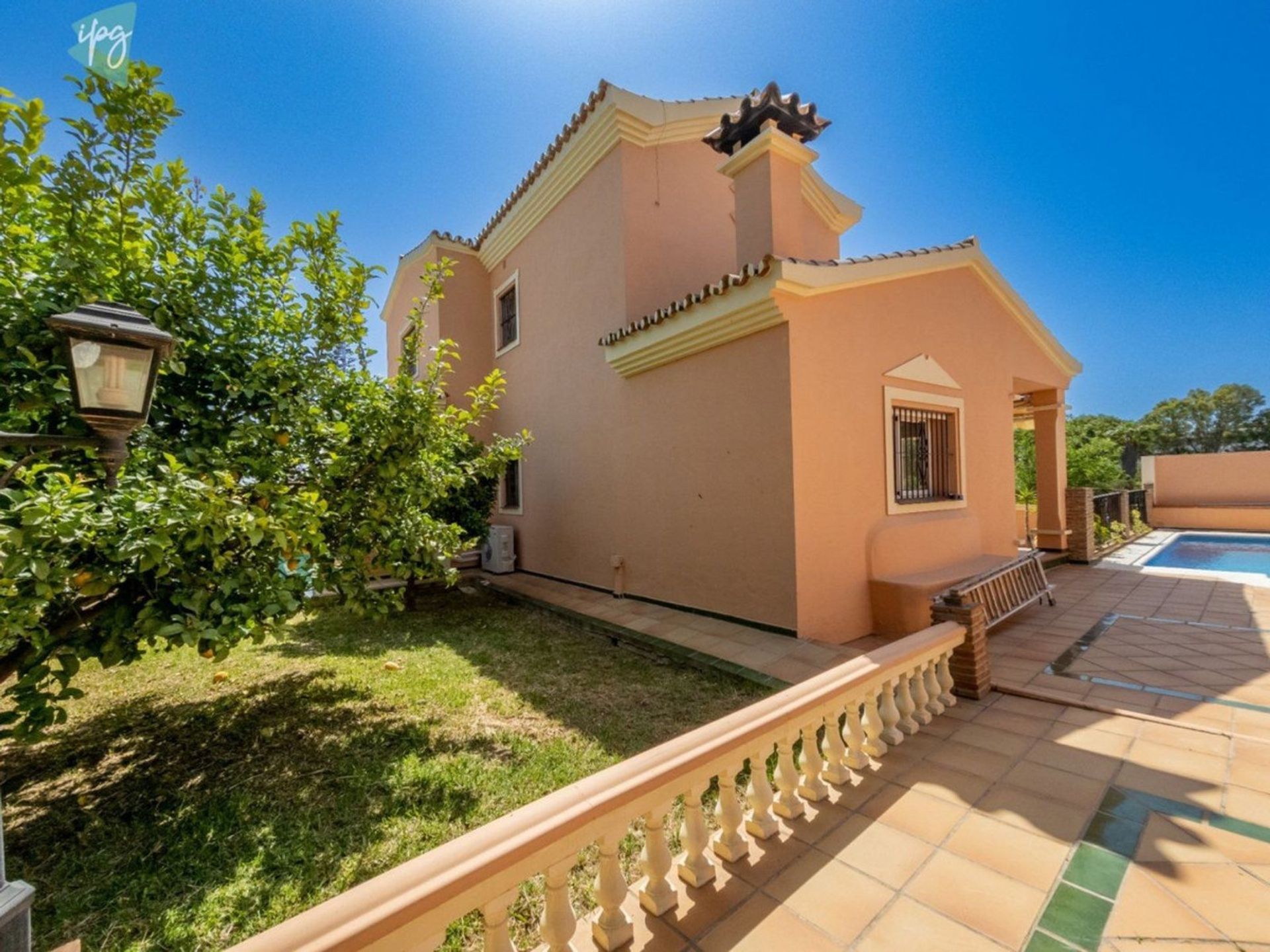 Rumah di Estepona, Andalucía 10714243