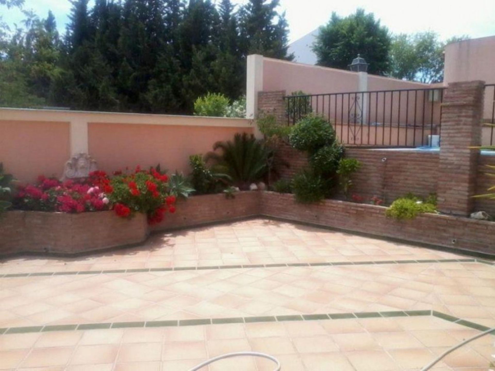 Rumah di Estepona, Andalucía 10714243