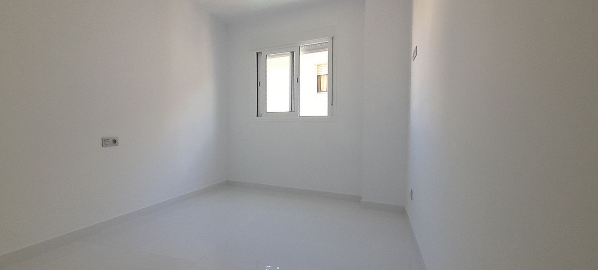 Condominium in El Angel, Andalusia 10714396