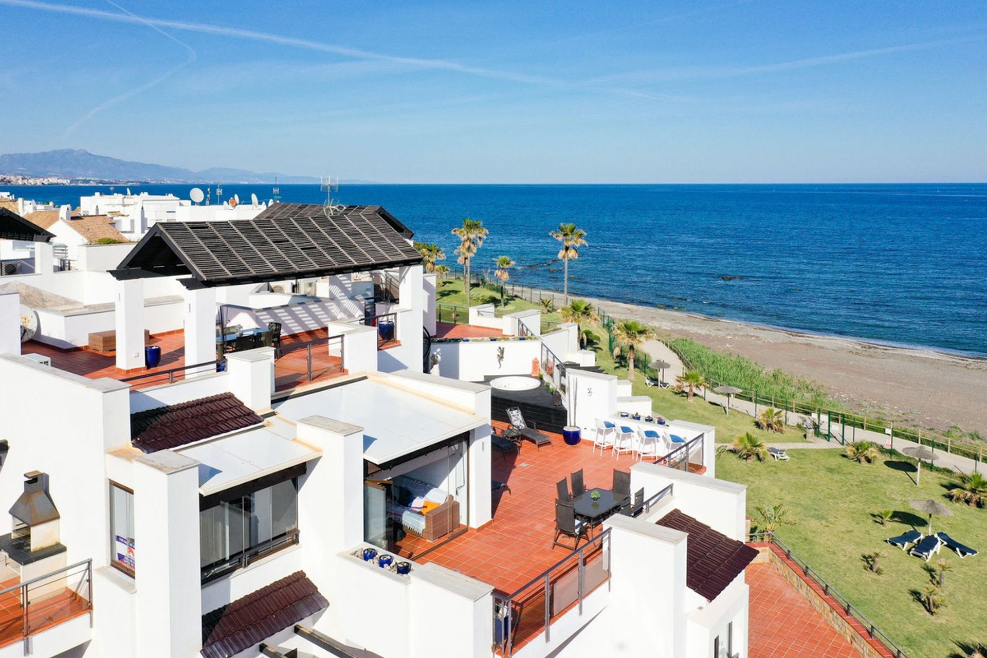 Condominium in Casares, Andalusia 10714482