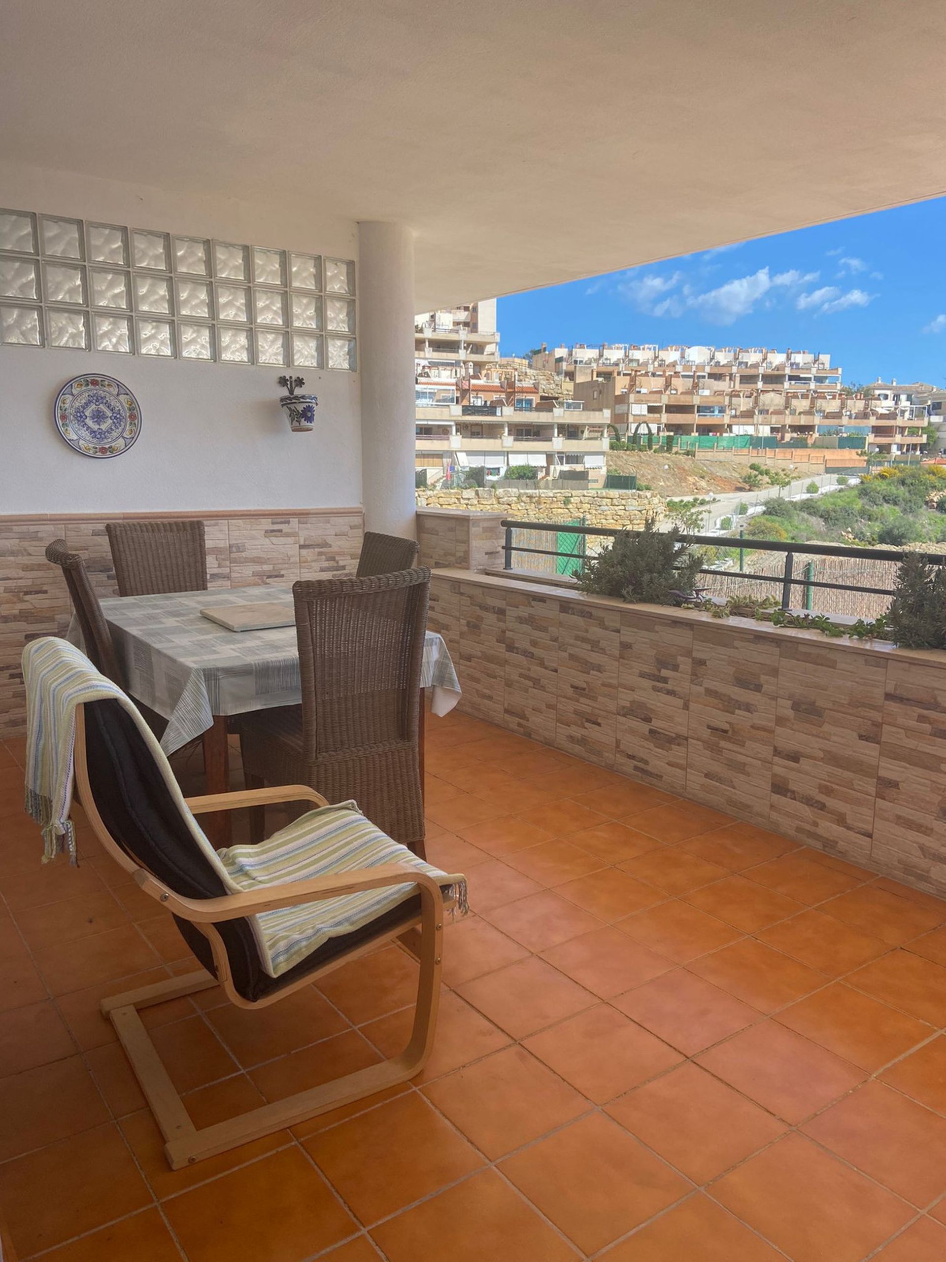 Condominium in San Luis de Sabinillas, Andalusia 10714555