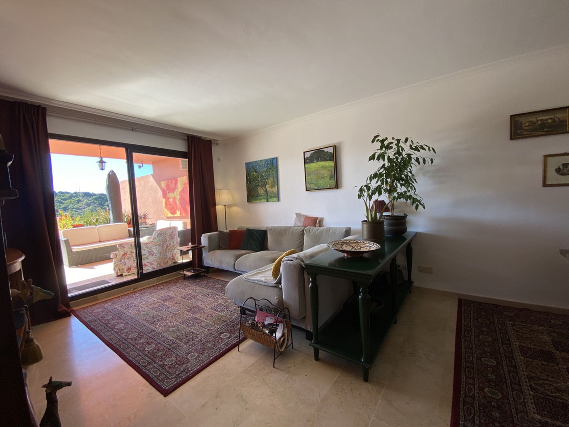 Condominio en Casares, Andalucía 10714557